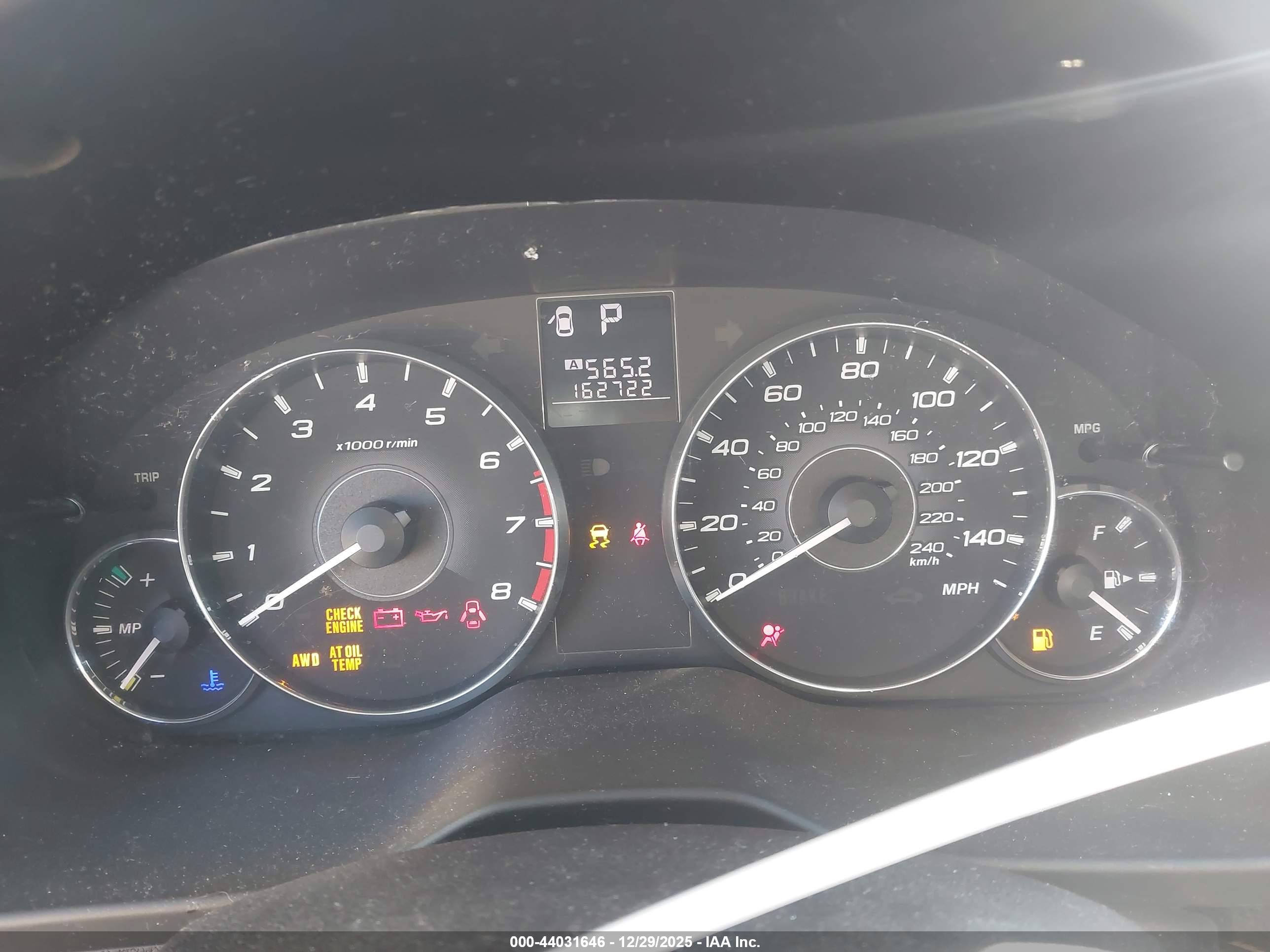 SUBARU OUTBACK image 7