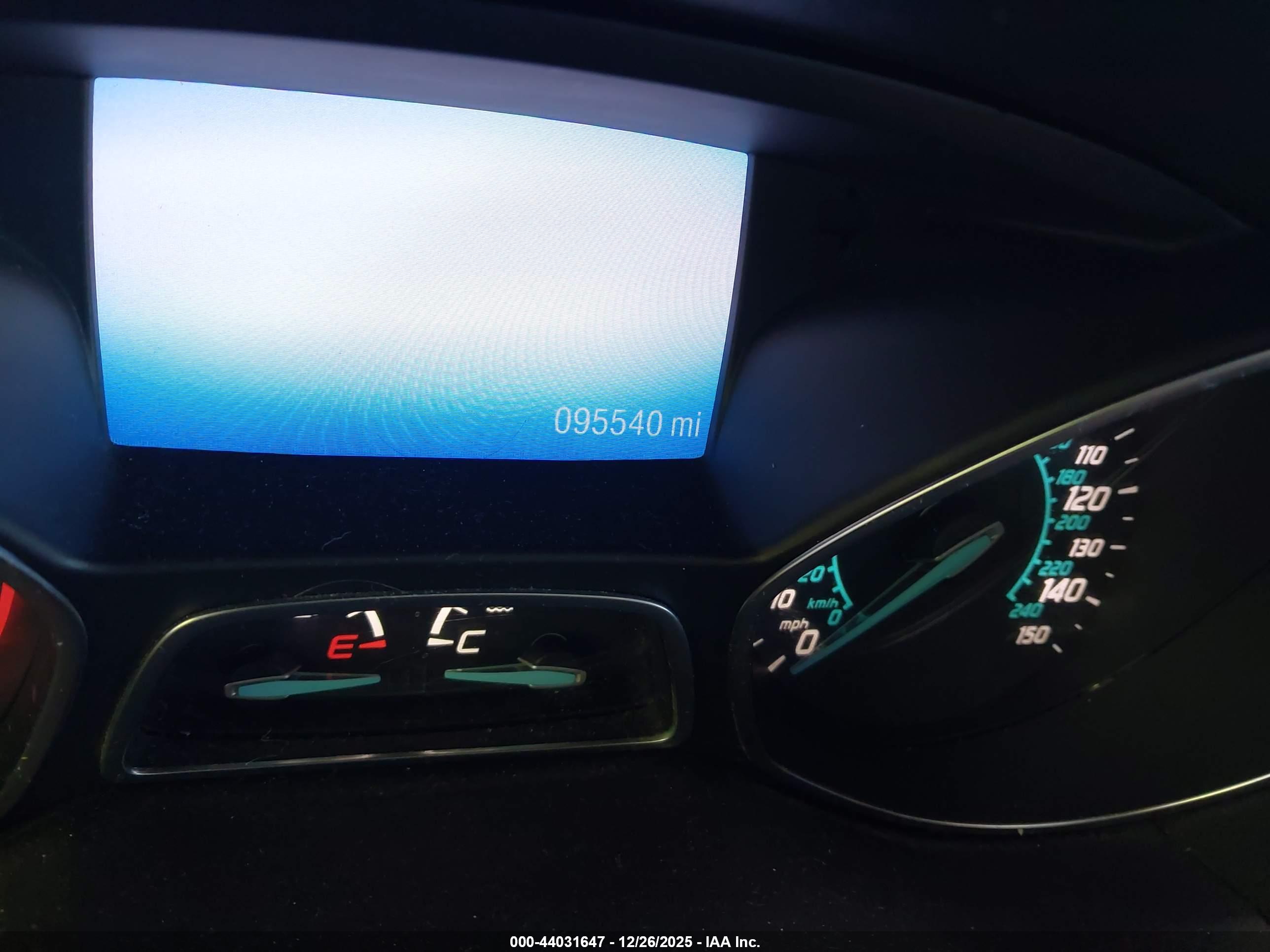 FORD ESCAPE image 7