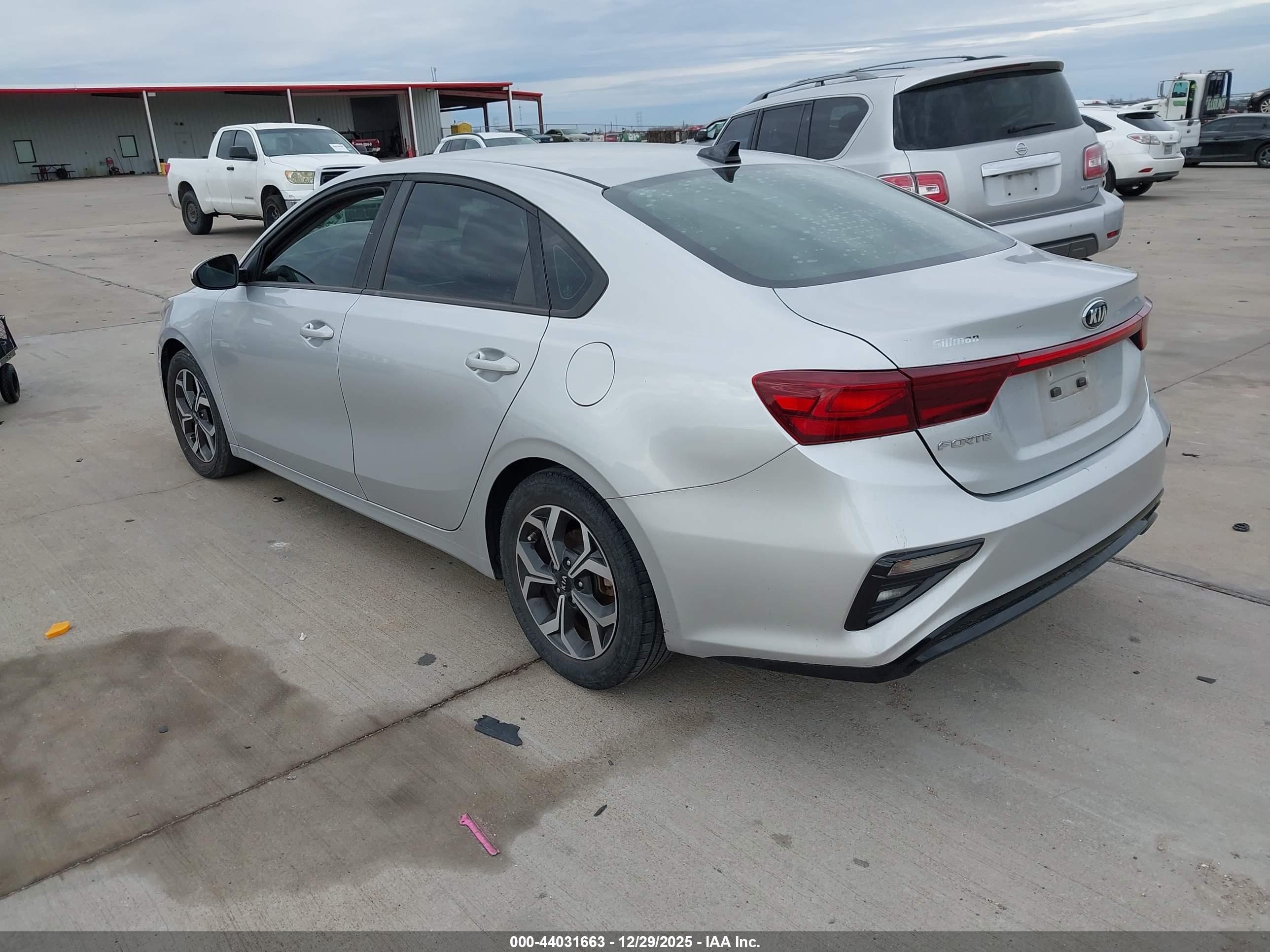 KIA FORTE image 3