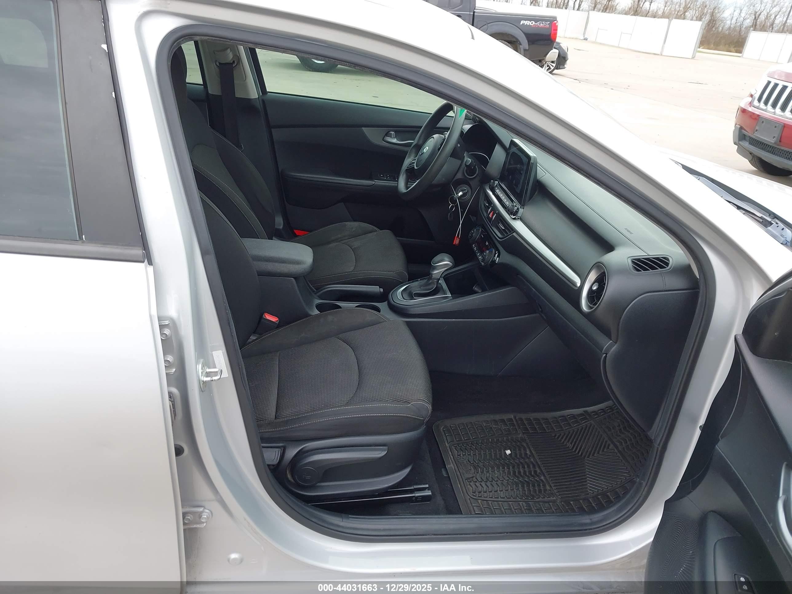 KIA FORTE image 5