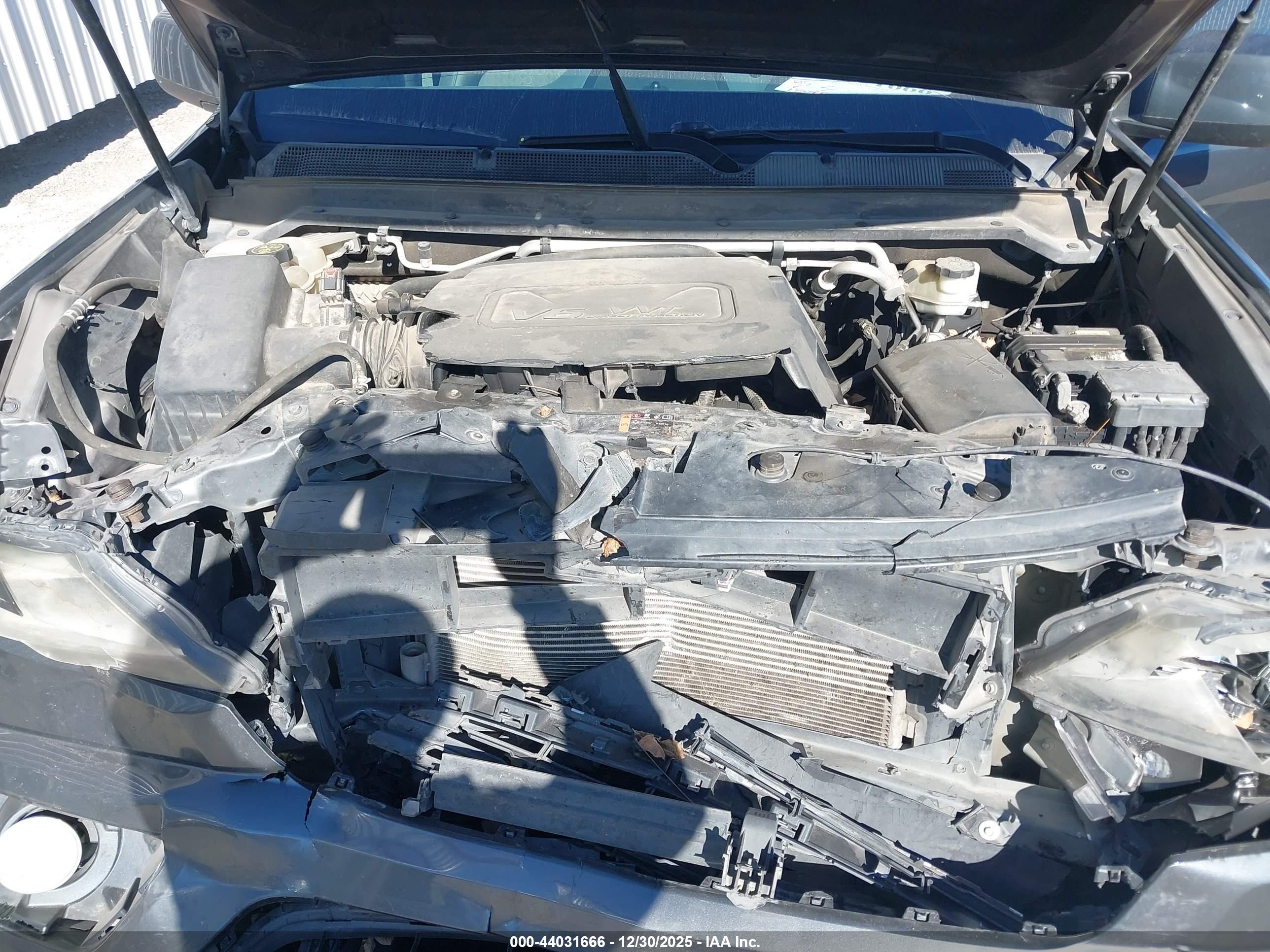 CHEVROLET COLORADO image 10