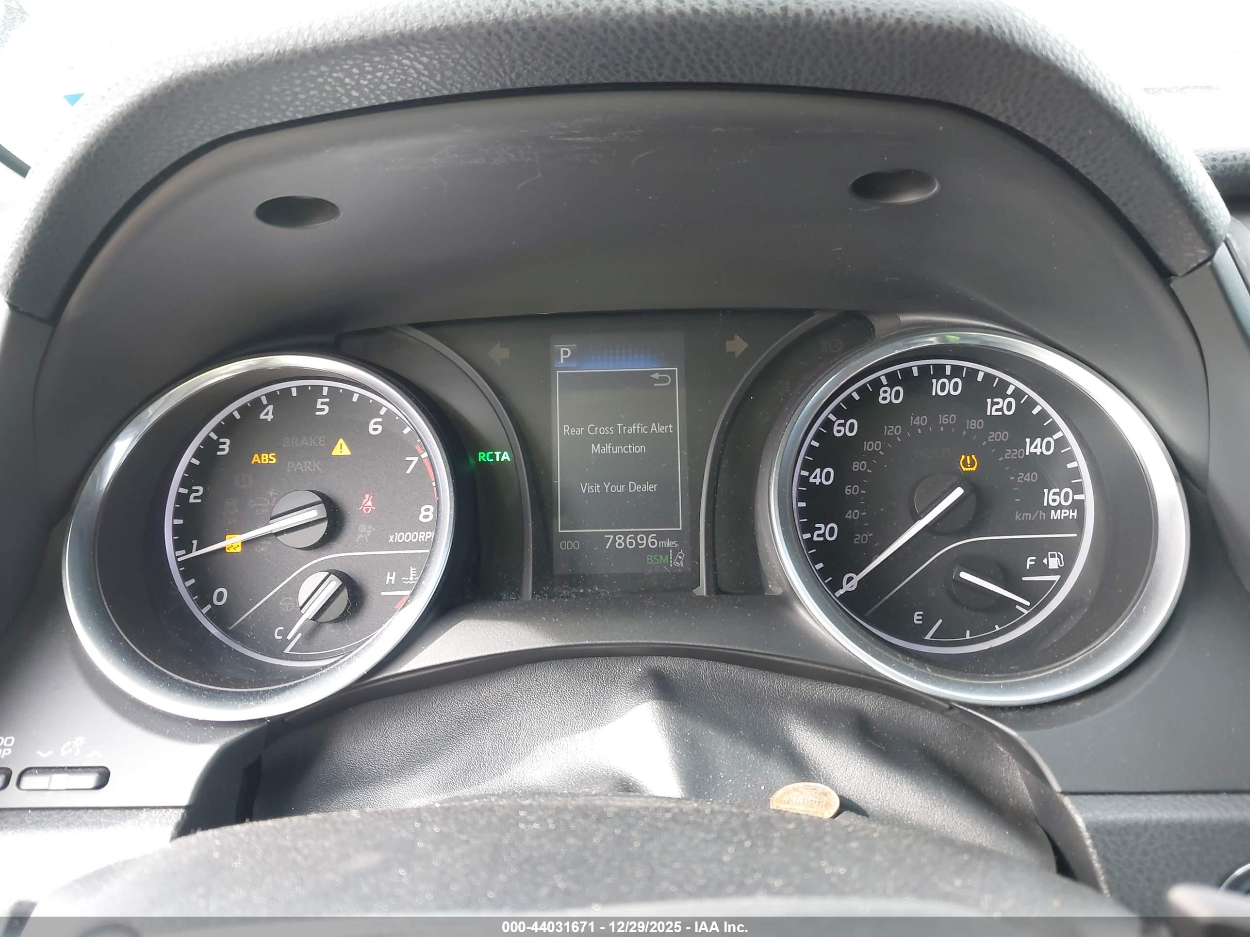 TOYOTA CAMRY image 7