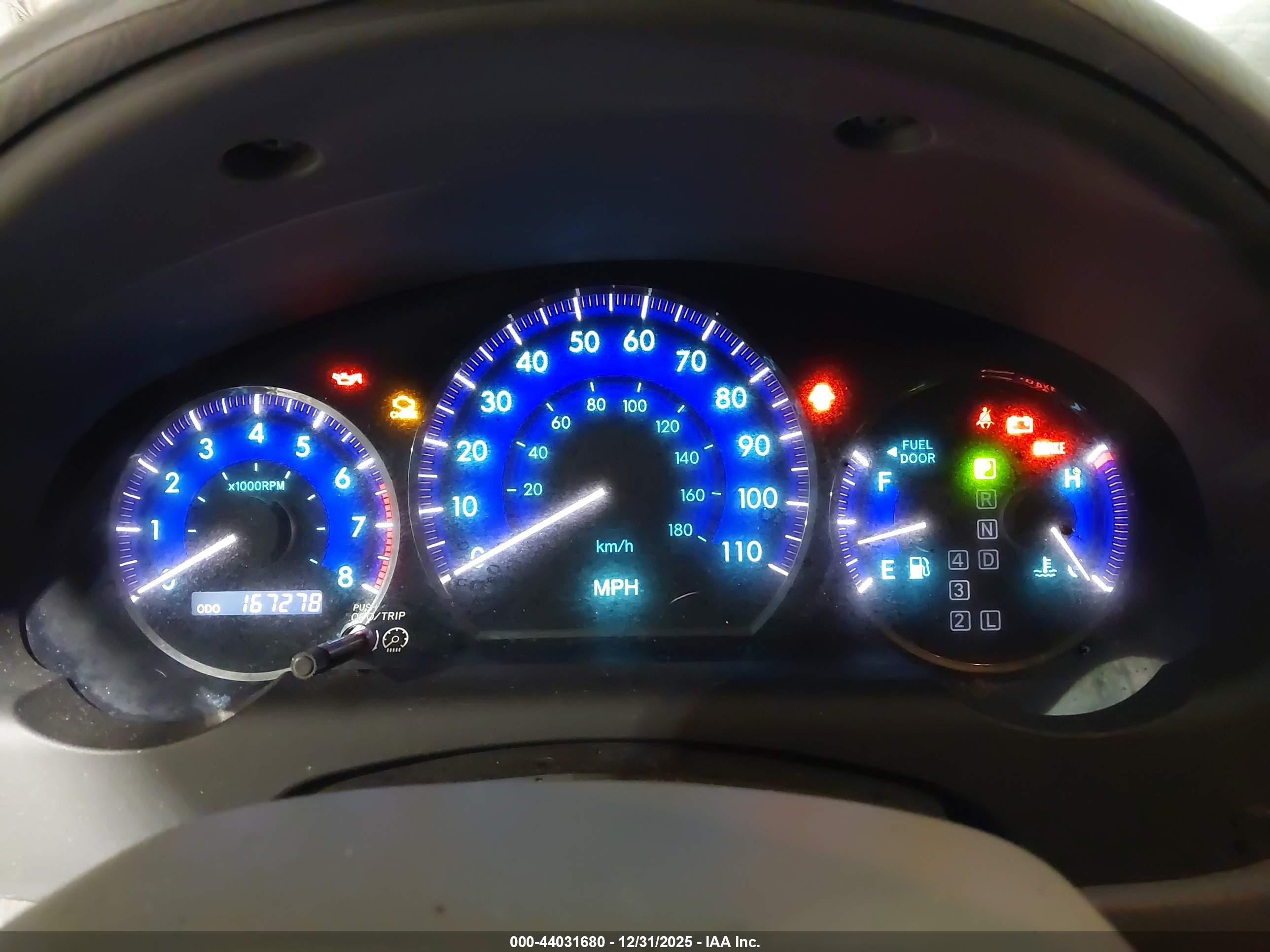 TOYOTA SIENNA image 7