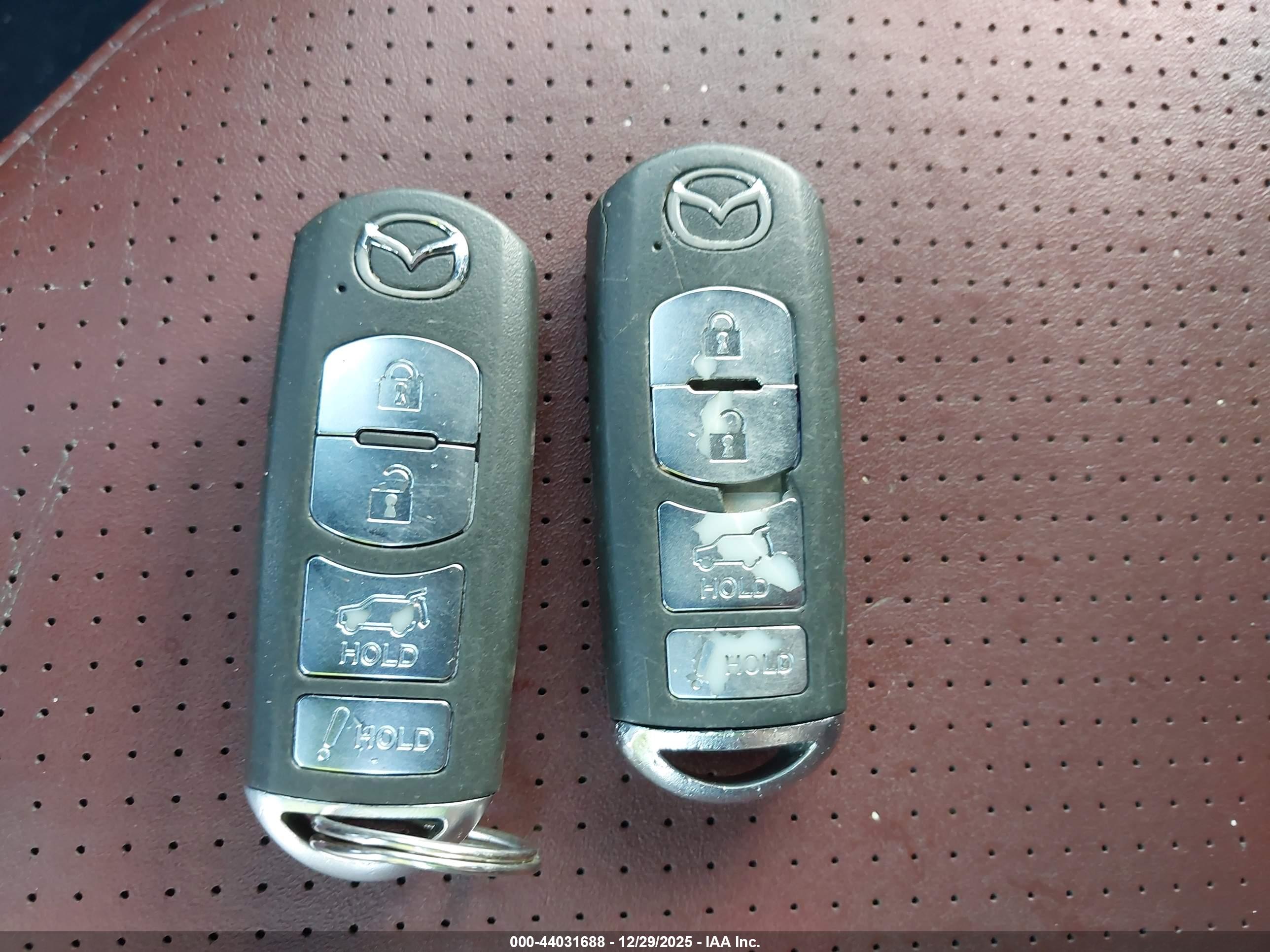 MAZDA CX-9 image 11