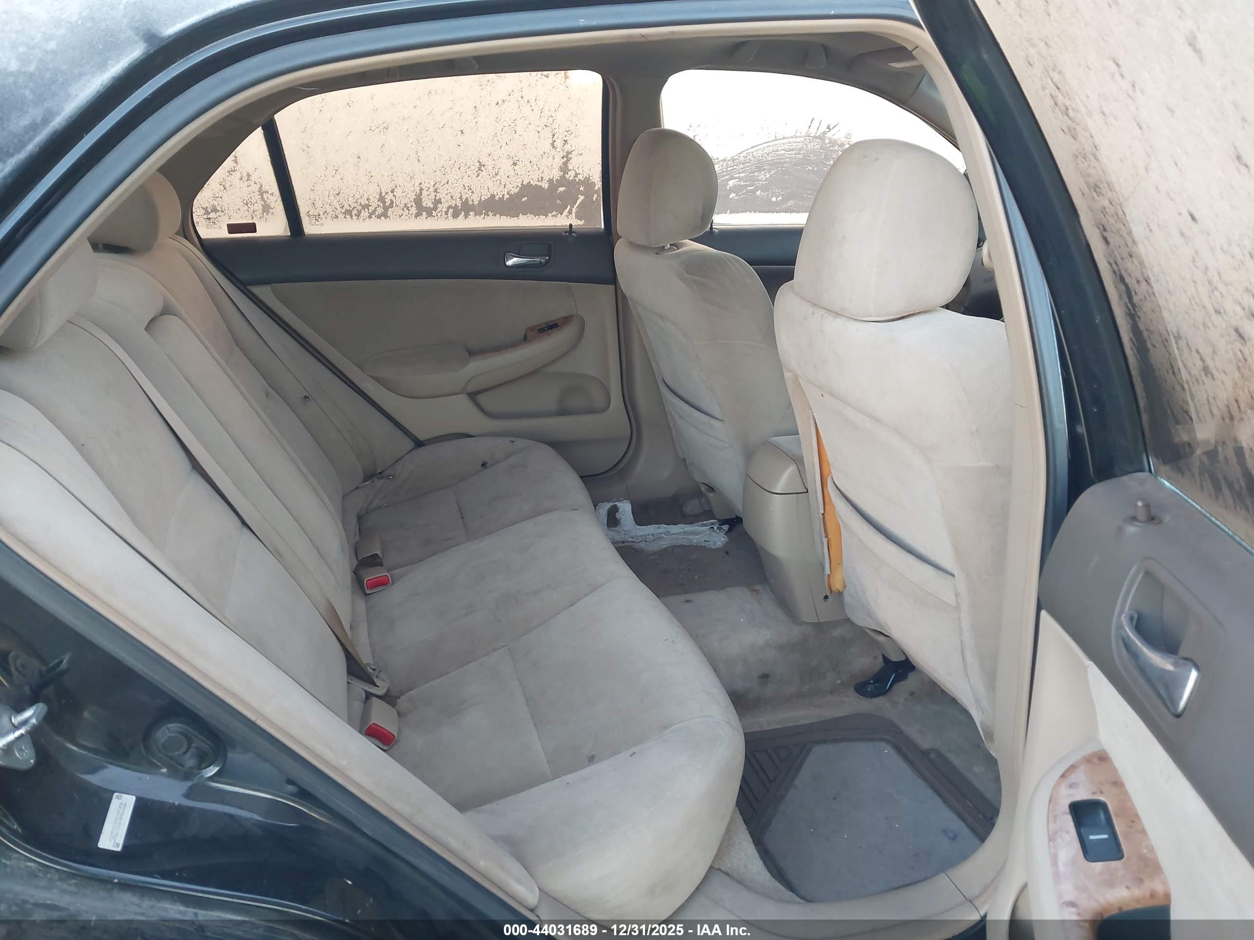 HONDA ACCORD image 8