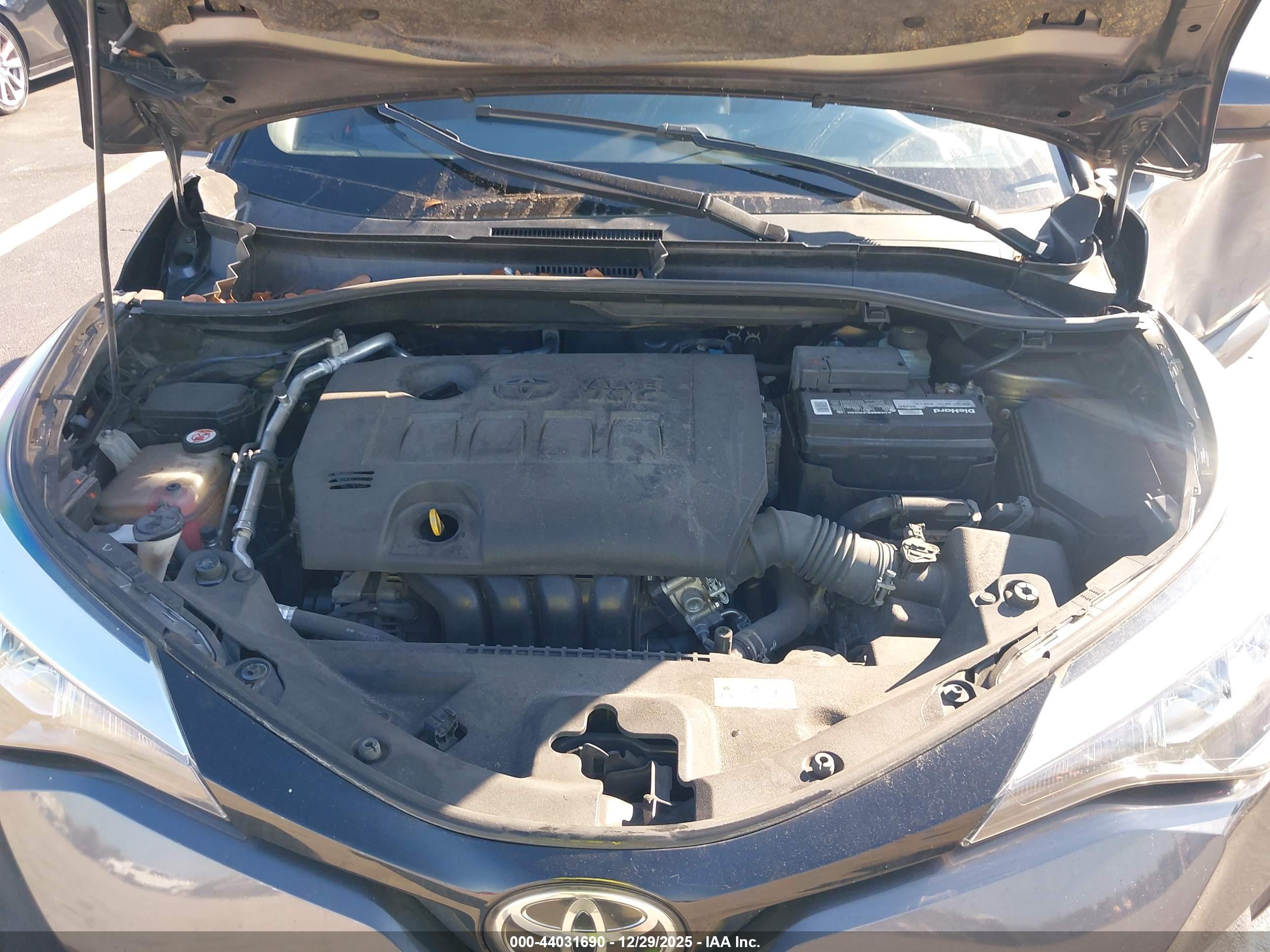TOYOTA C-HR image 10