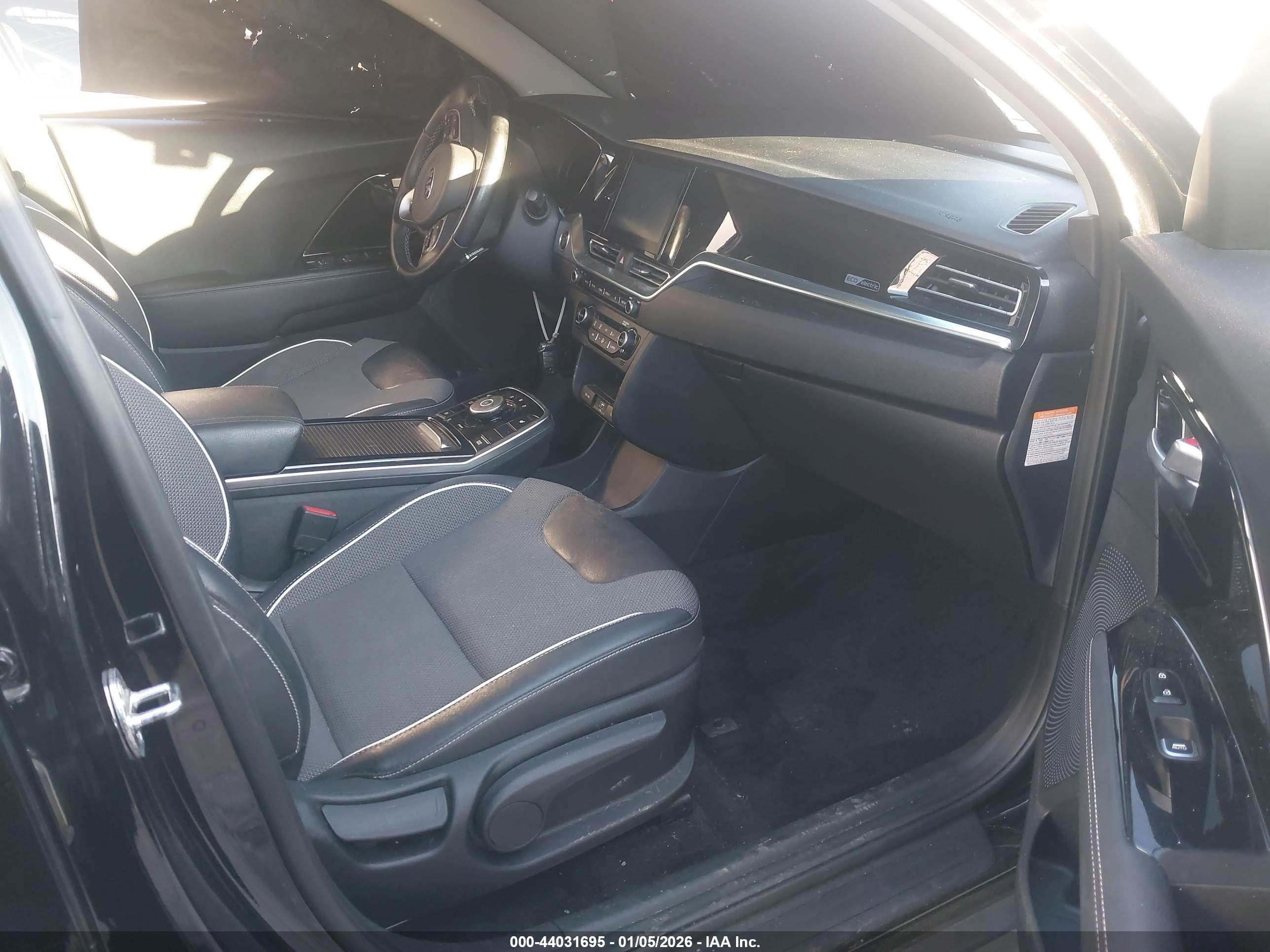 KIA NIRO image 5