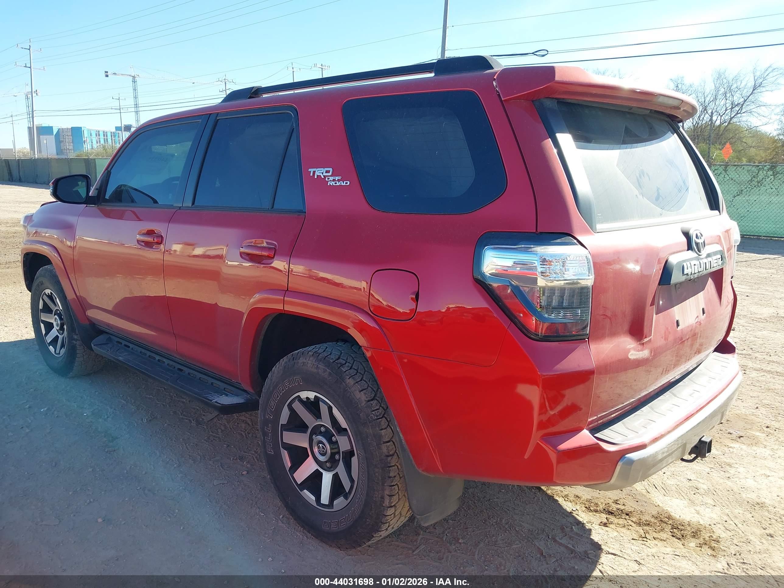TOYOTA 4RUNNER image 3