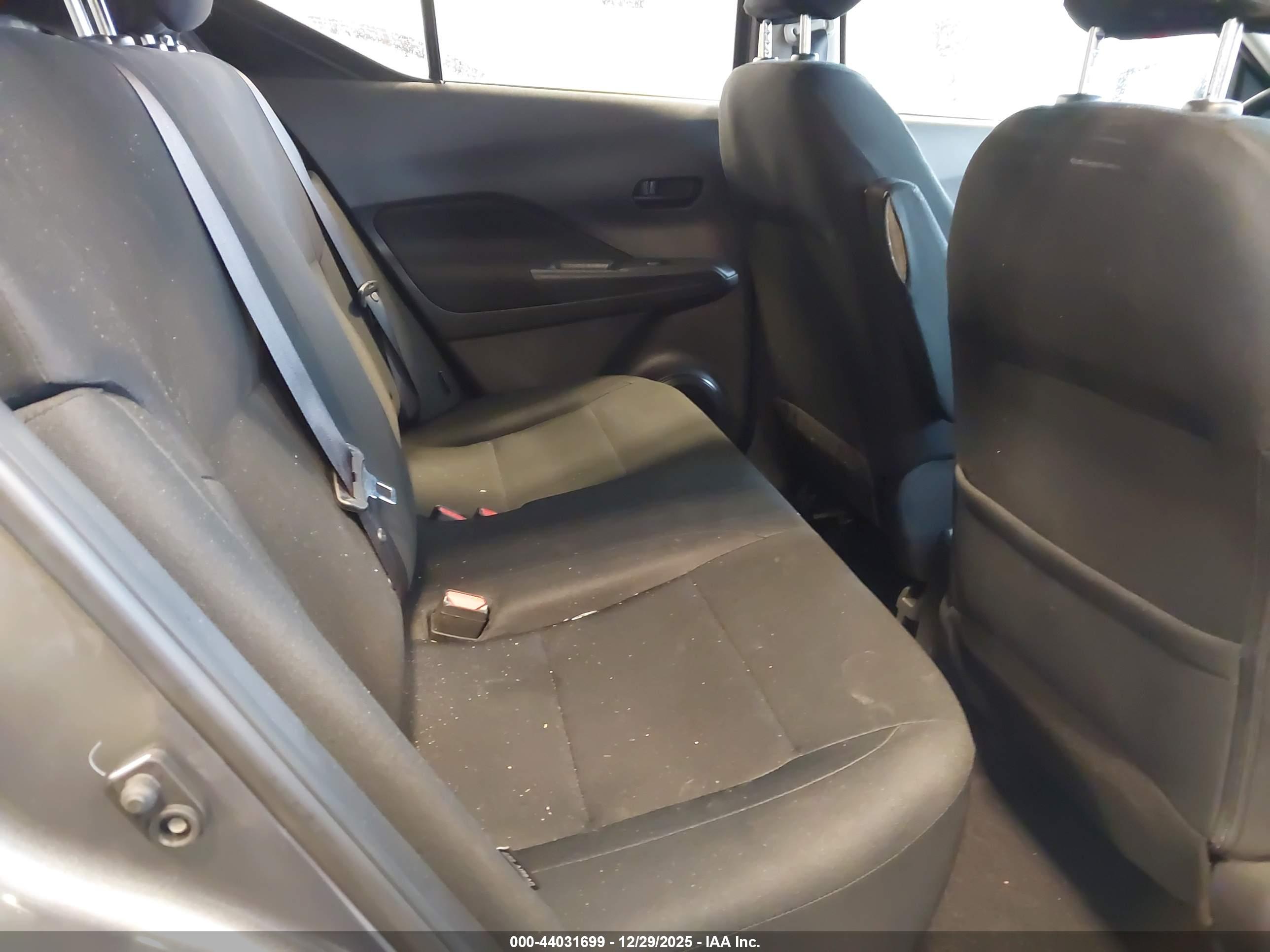 NISSAN KICKS image 8