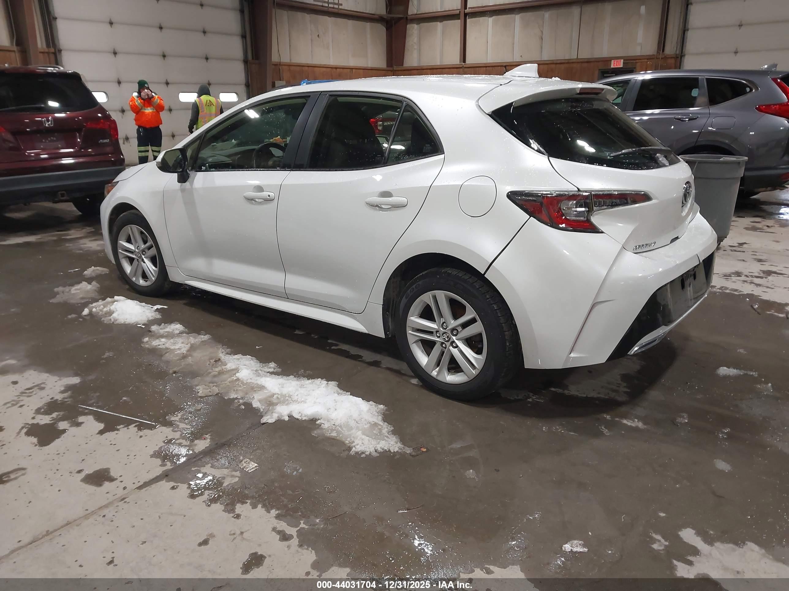 TOYOTA COROLLA image 3