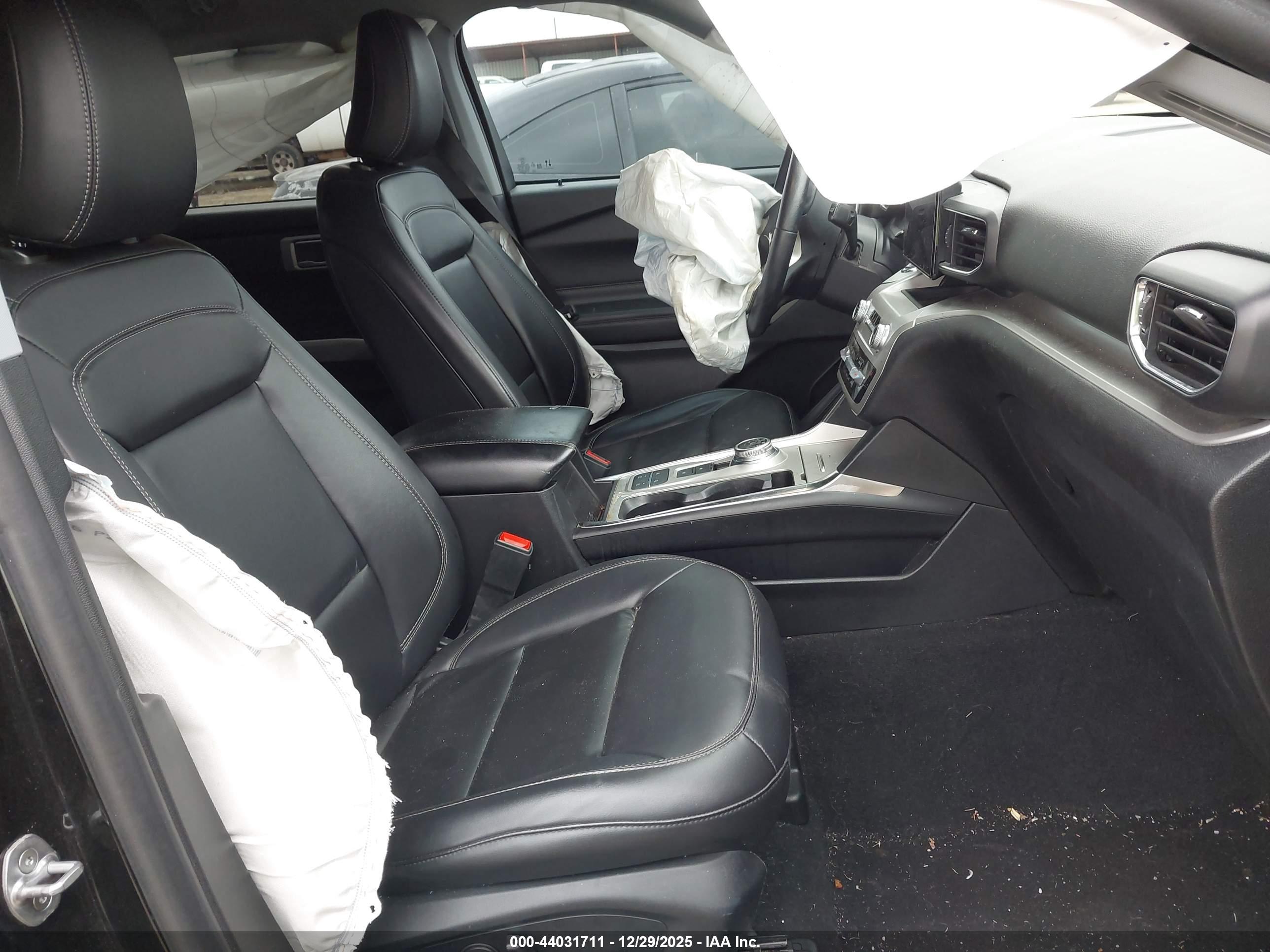 FORD EXPLORER image 5
