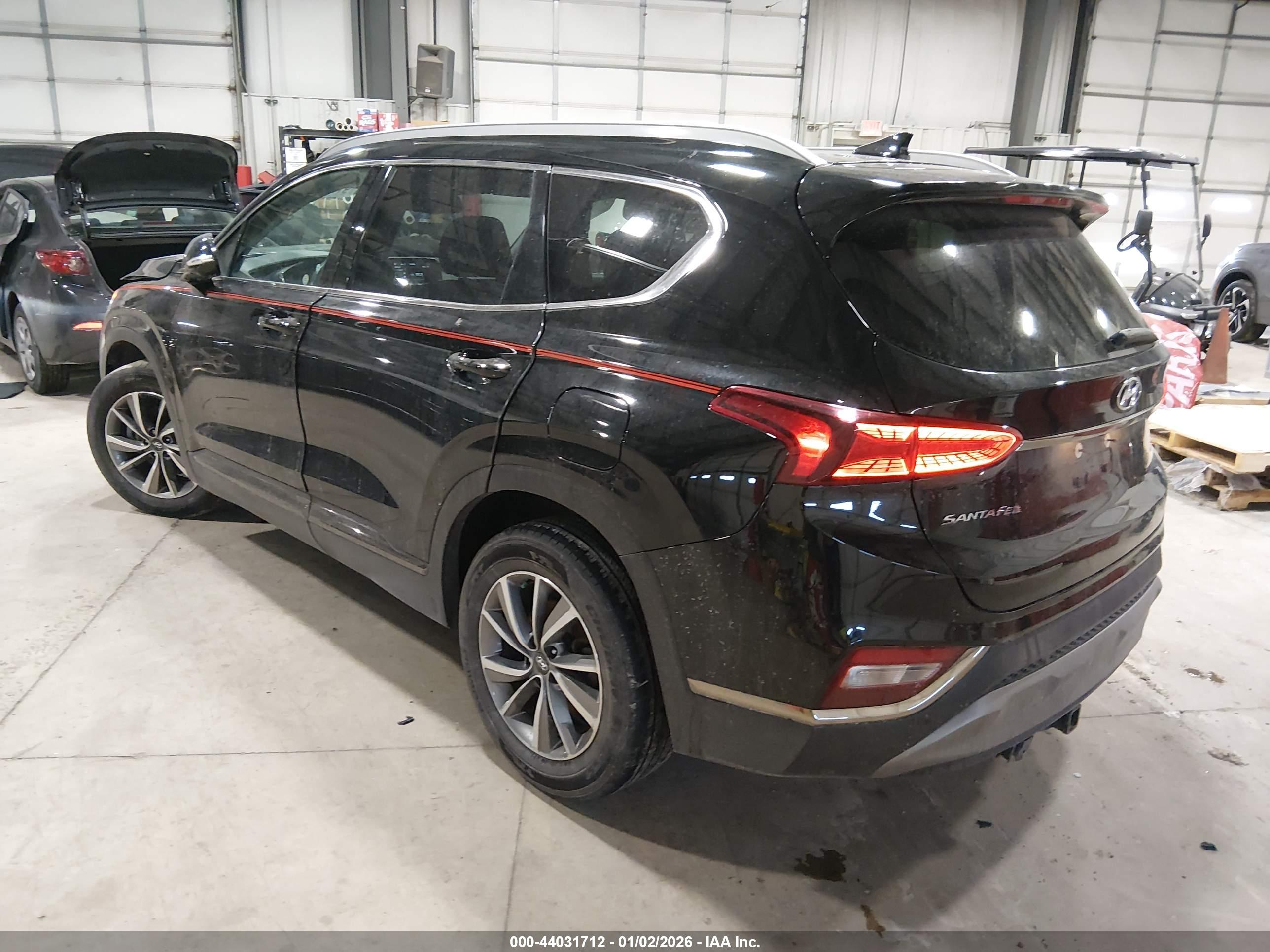HYUNDAI SANTA image 3