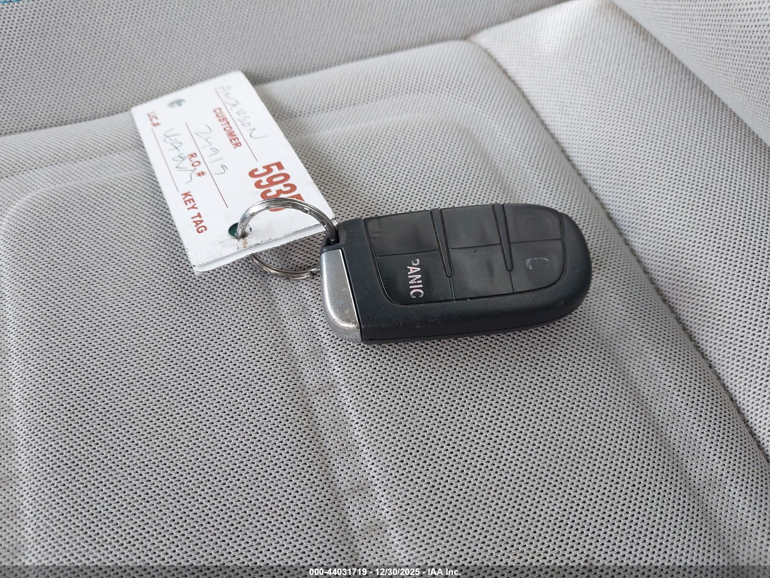 JEEP RENEGADE image 11