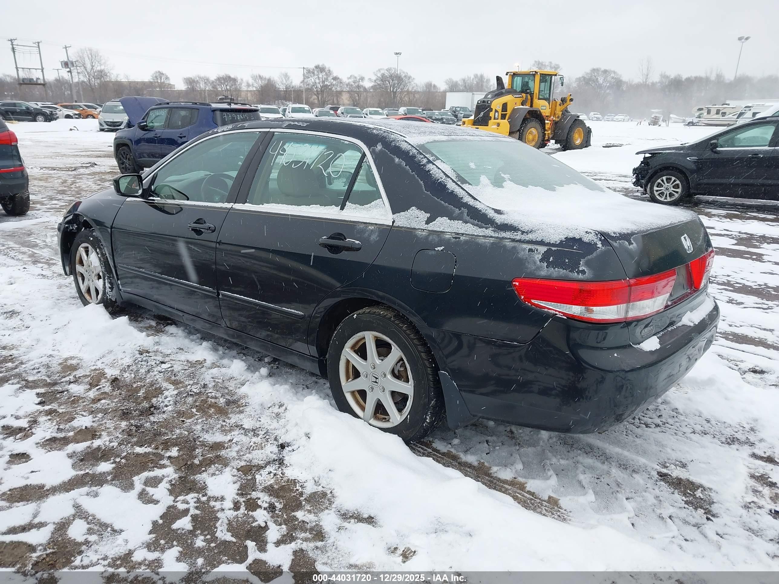 HONDA ACCORD image 3