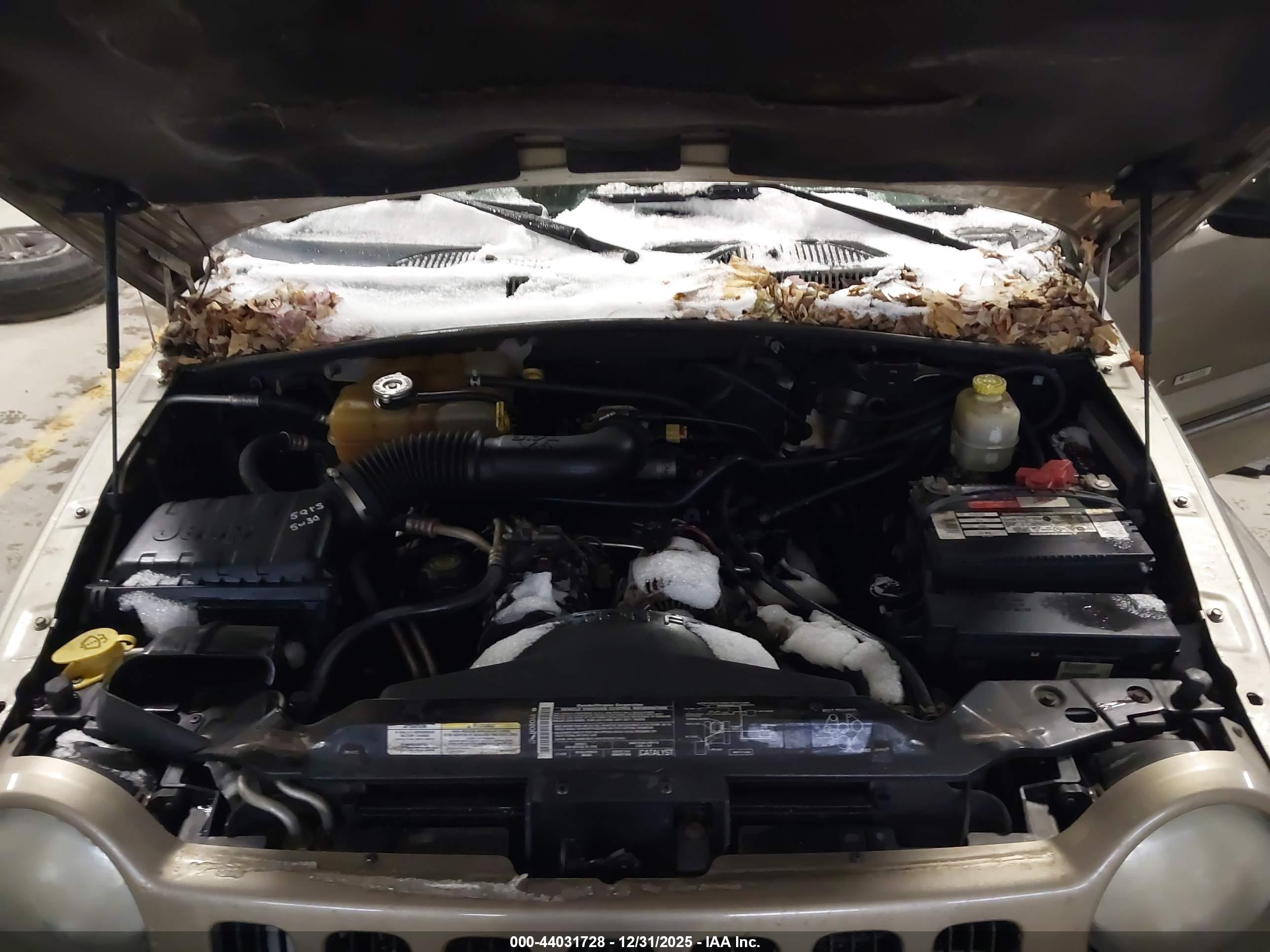 JEEP LIBERTY image 10
