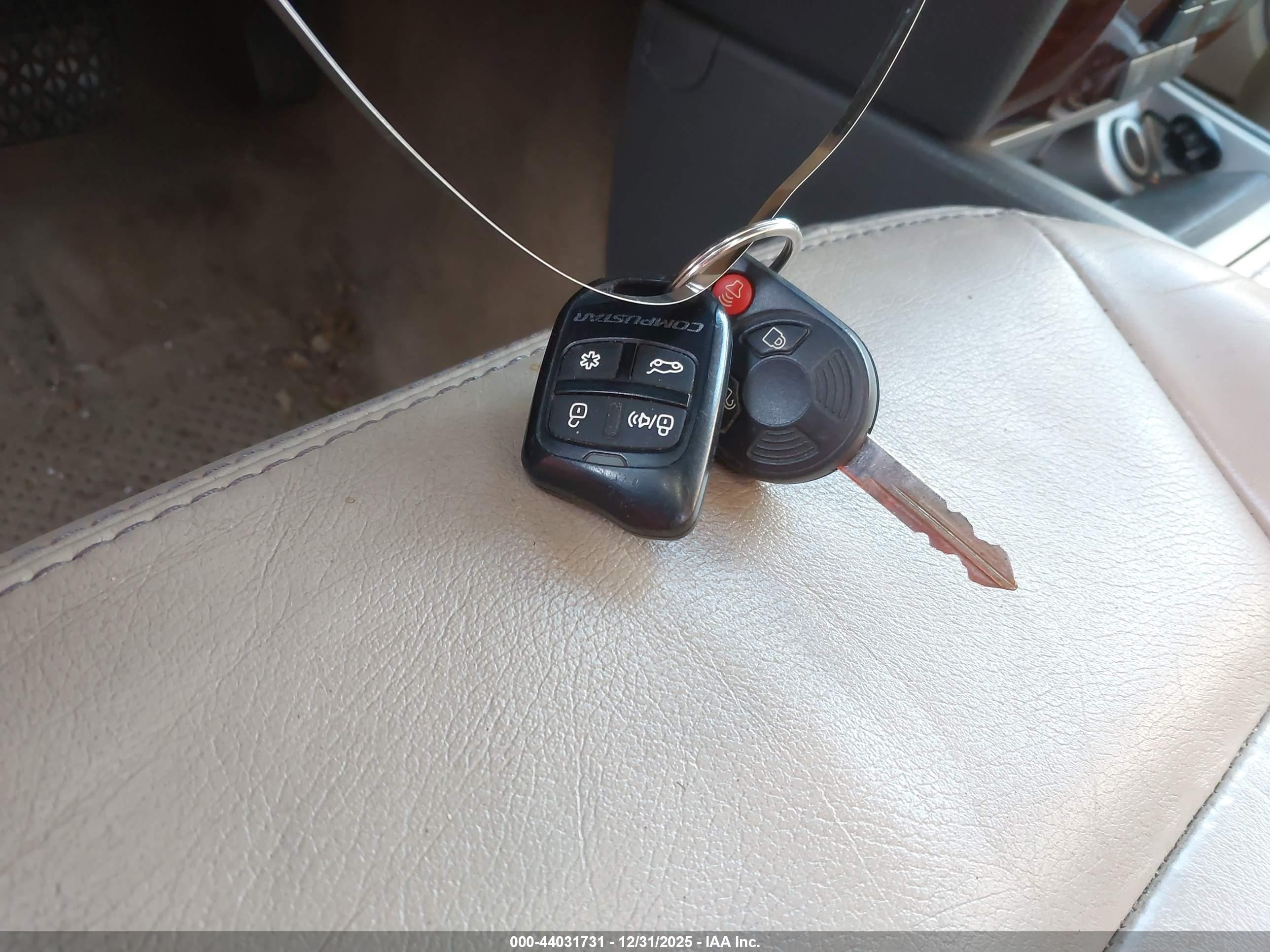 FORD FUSION image 11