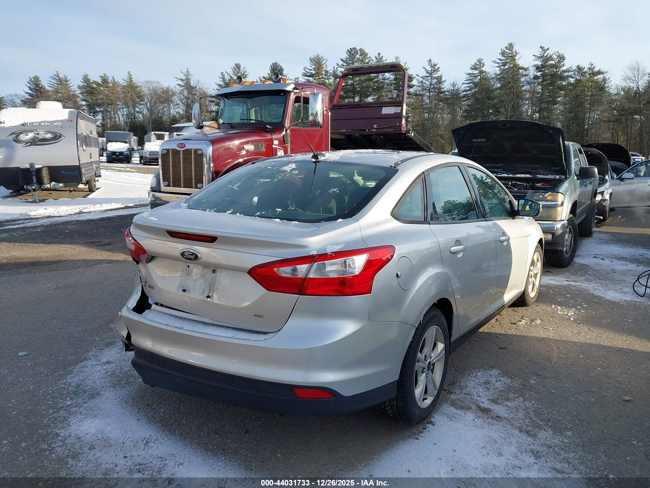 FORD FOCUS image 4