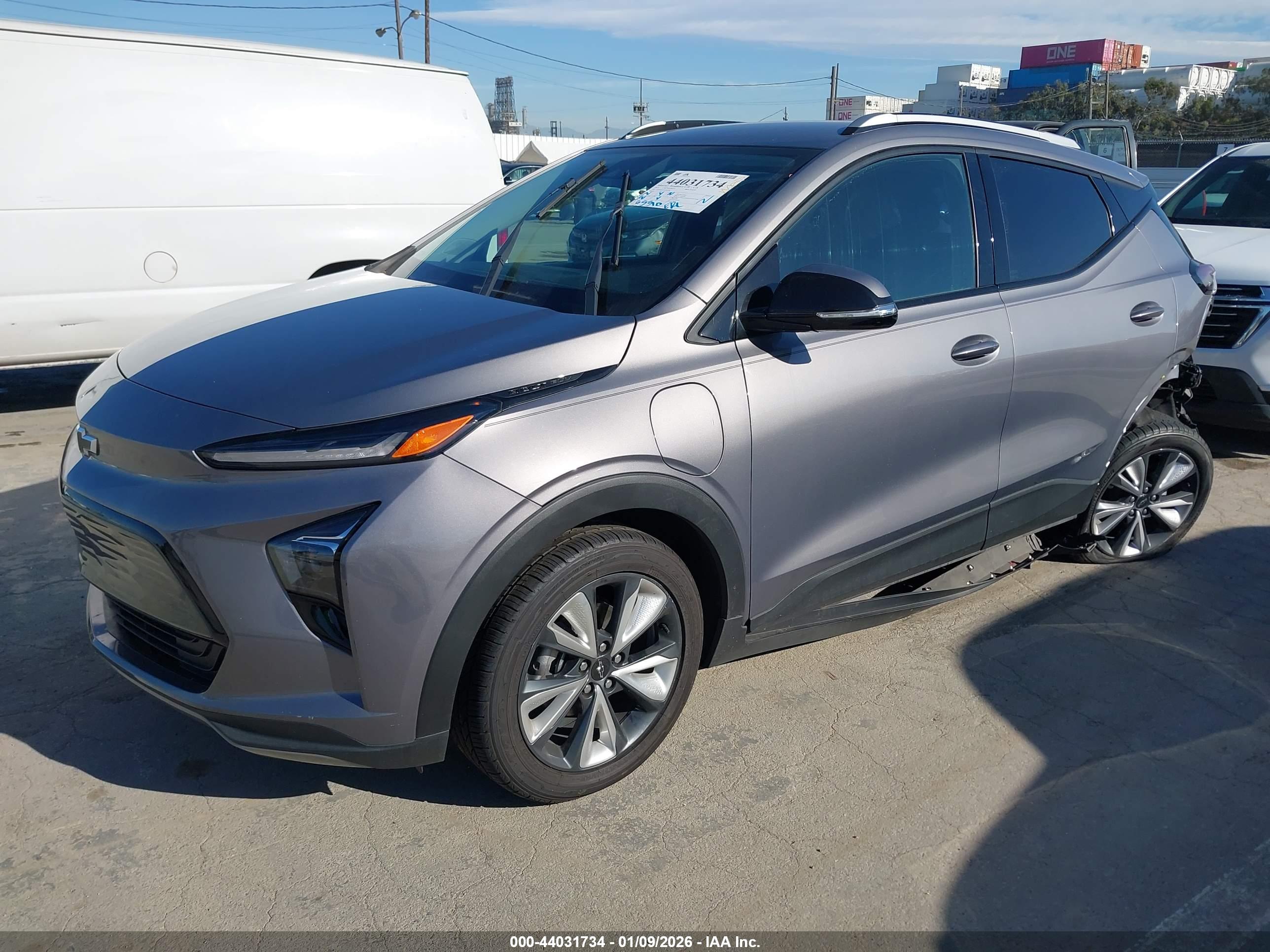 CHEVROLET BOLT image 2