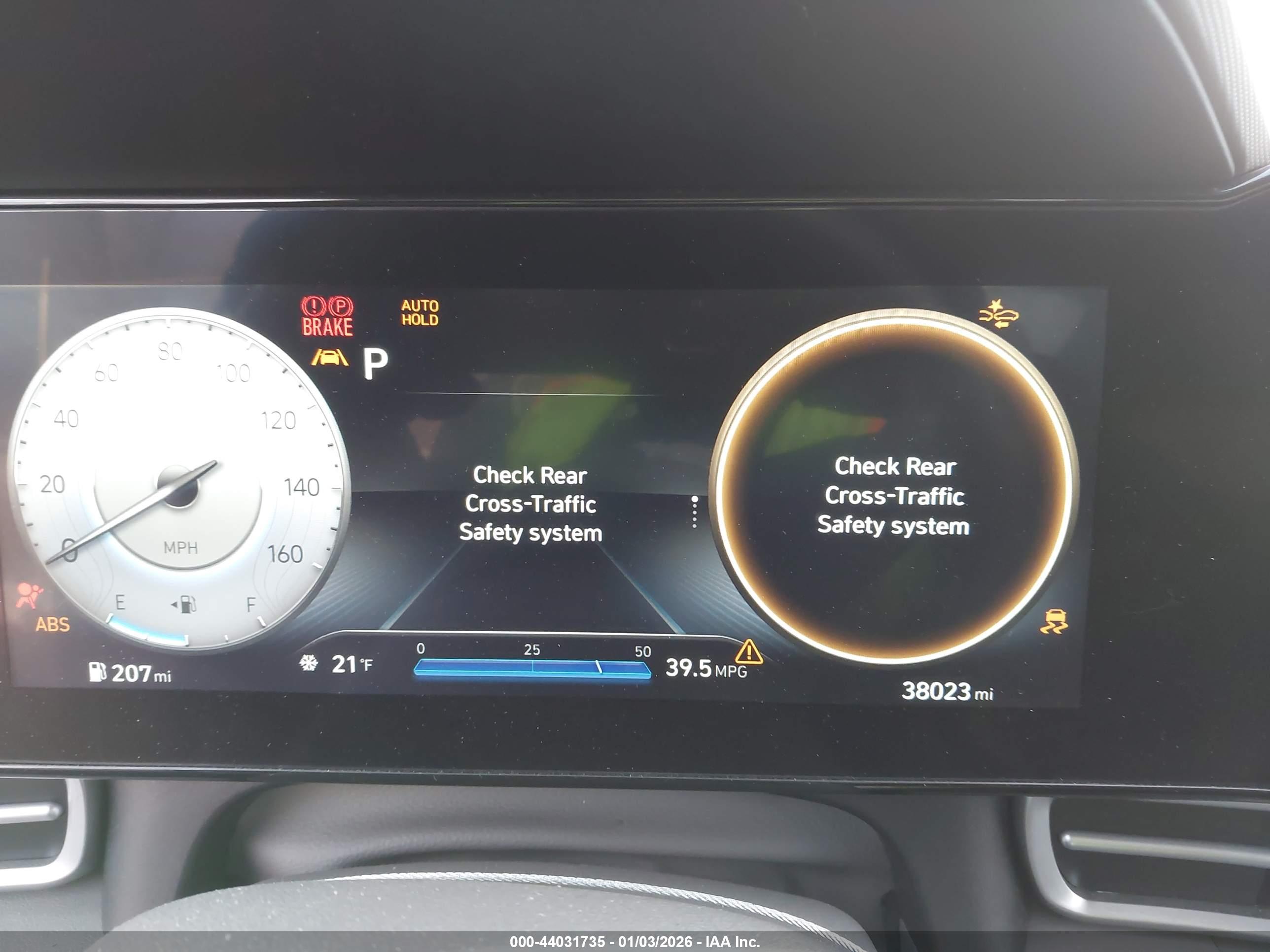 HYUNDAI ELANTRA image 7