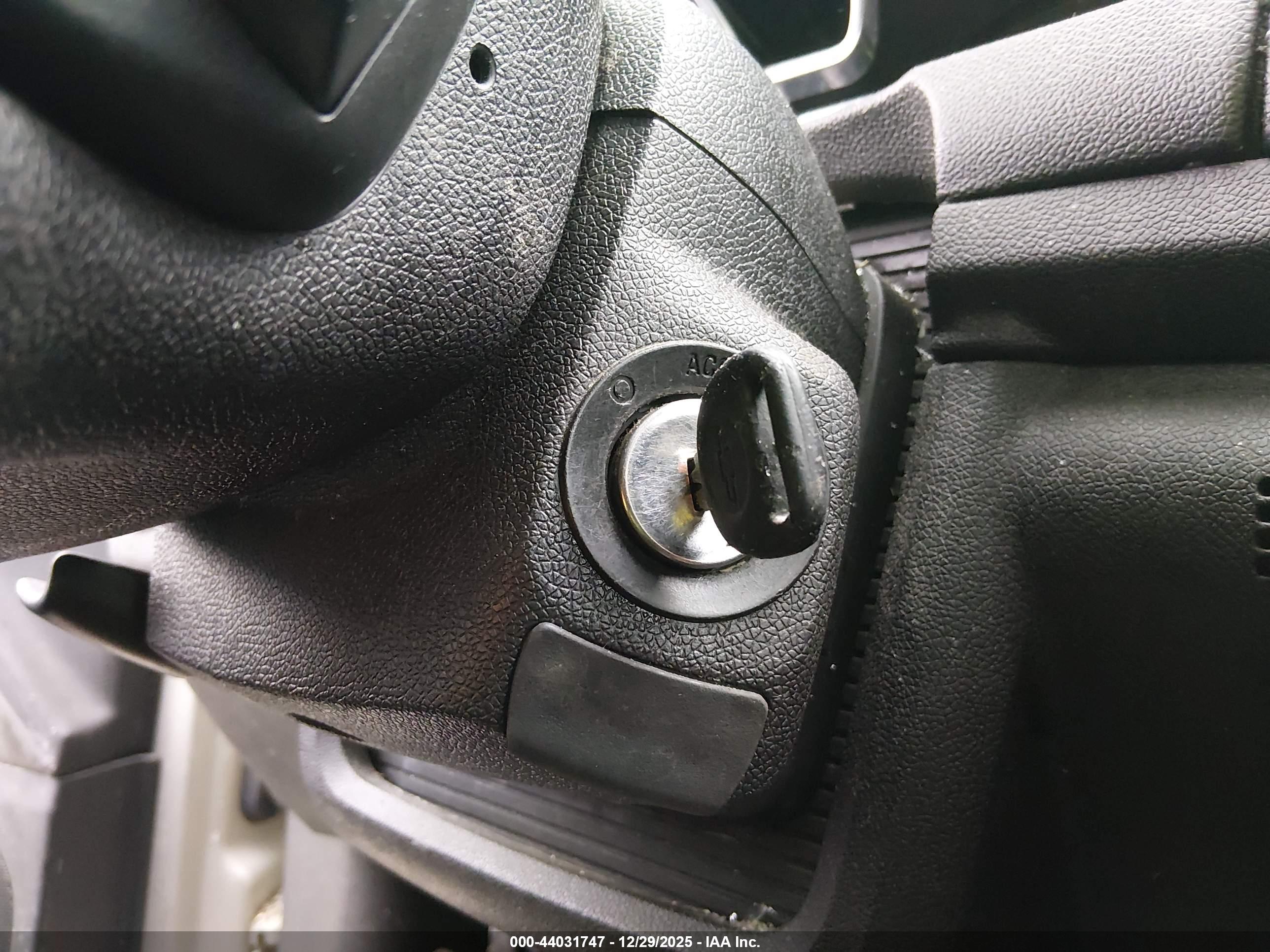 CHEVROLET TRAVERSE image 11
