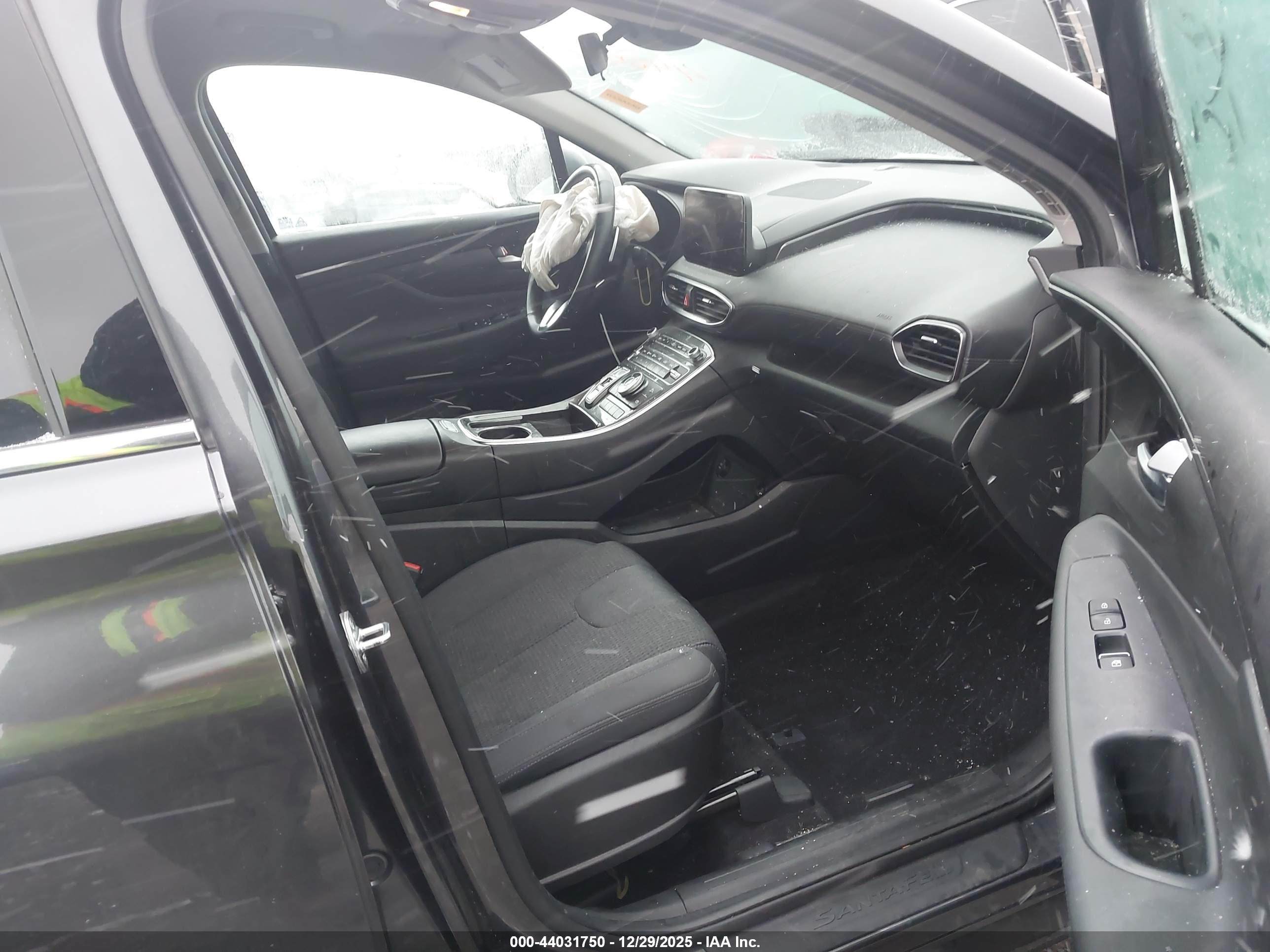 HYUNDAI SANTA image 5