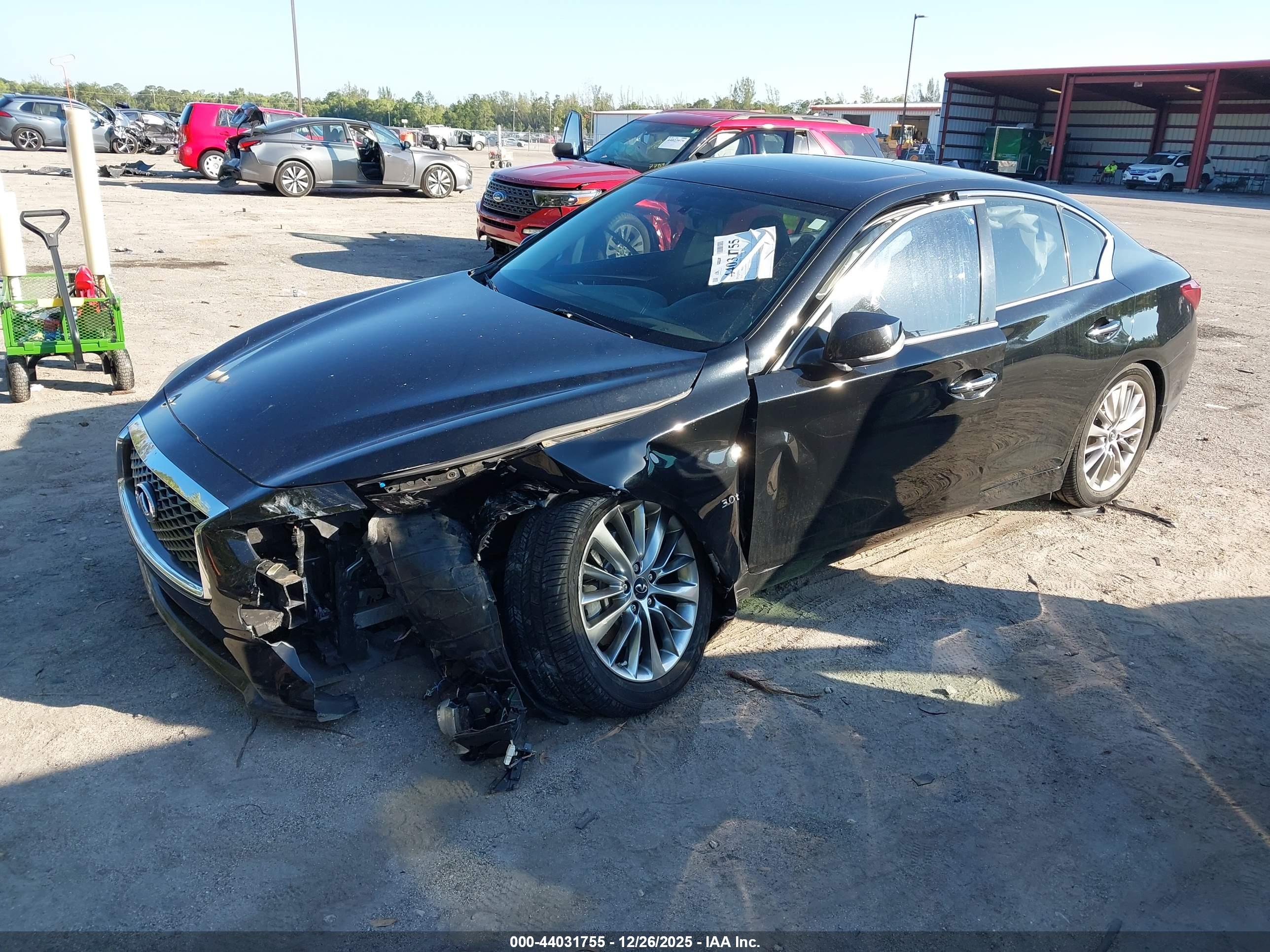 INFINITI Q50 image 2