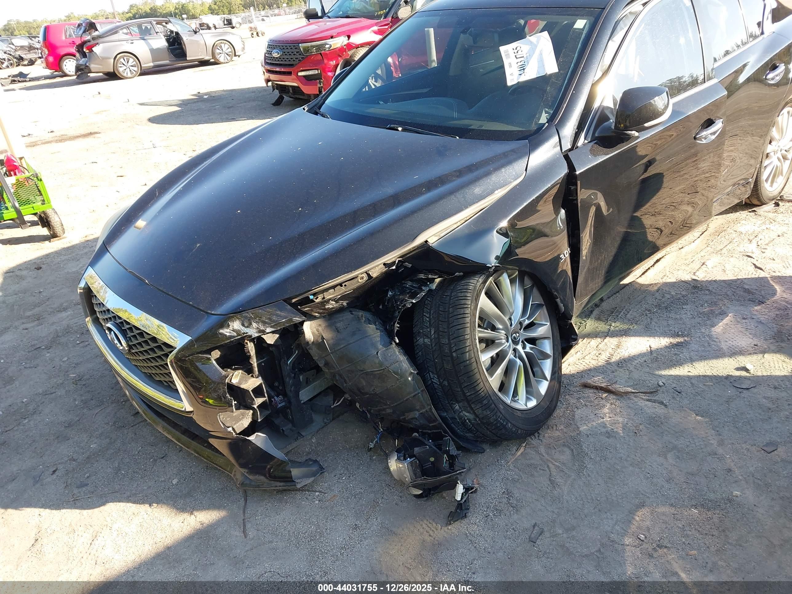INFINITI Q50 image 6