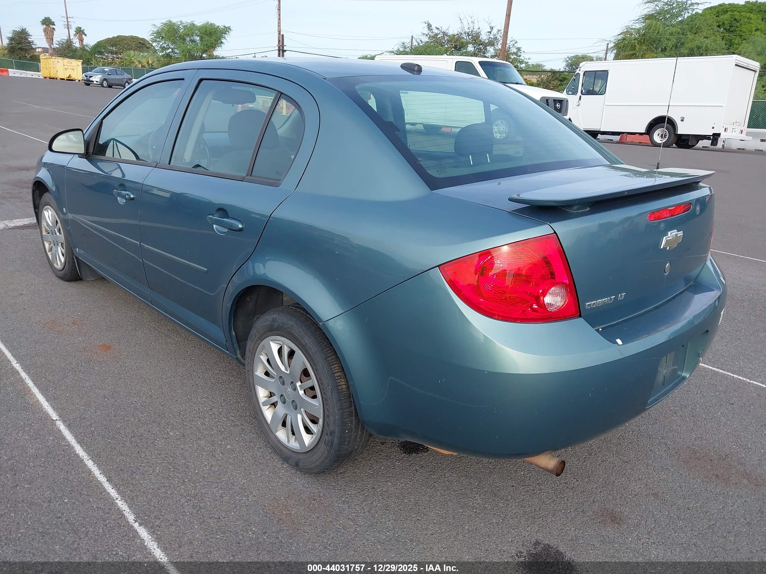 CHEVROLET COBALT image 3