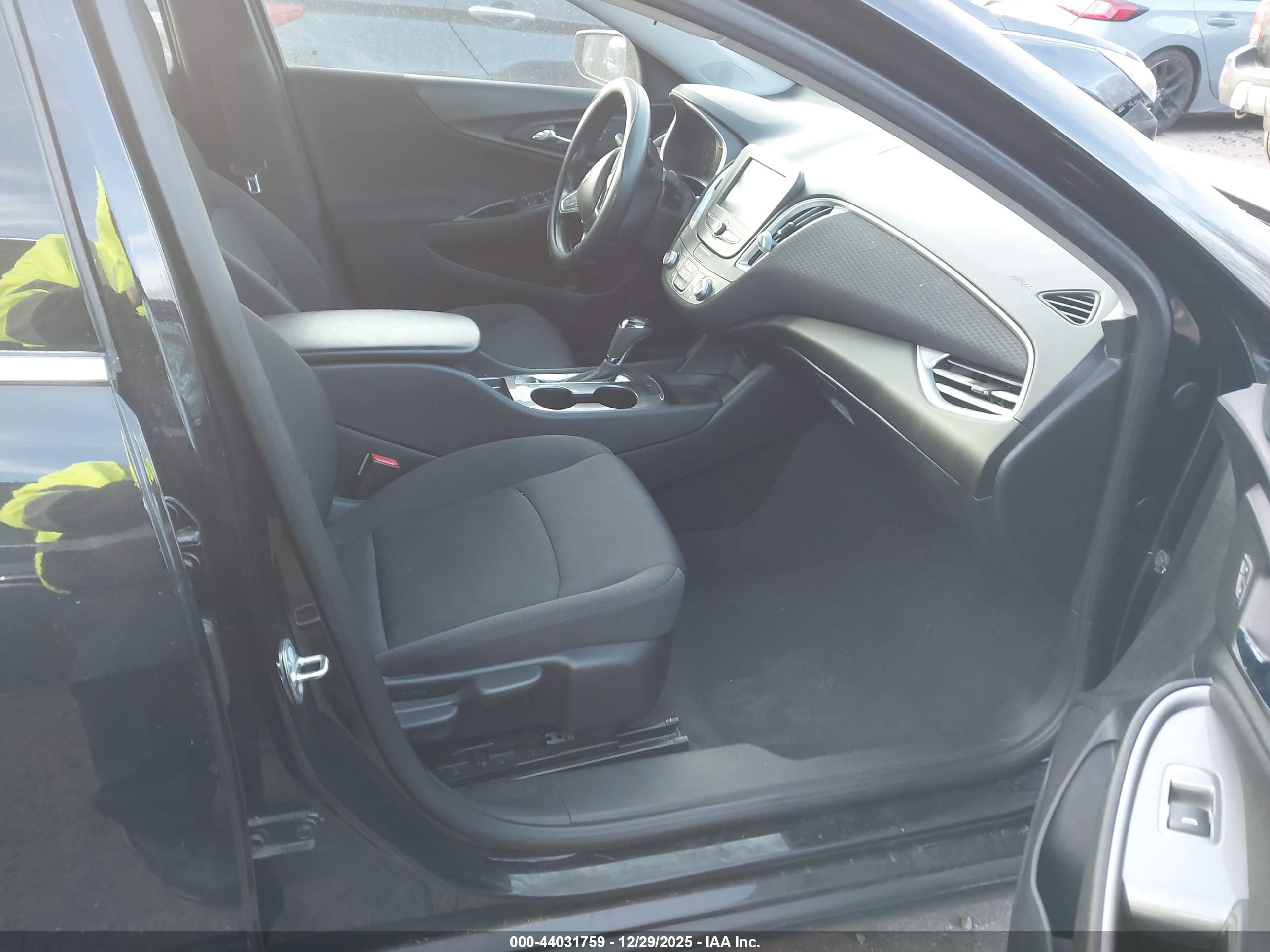 CHEVROLET MALIBU image 5