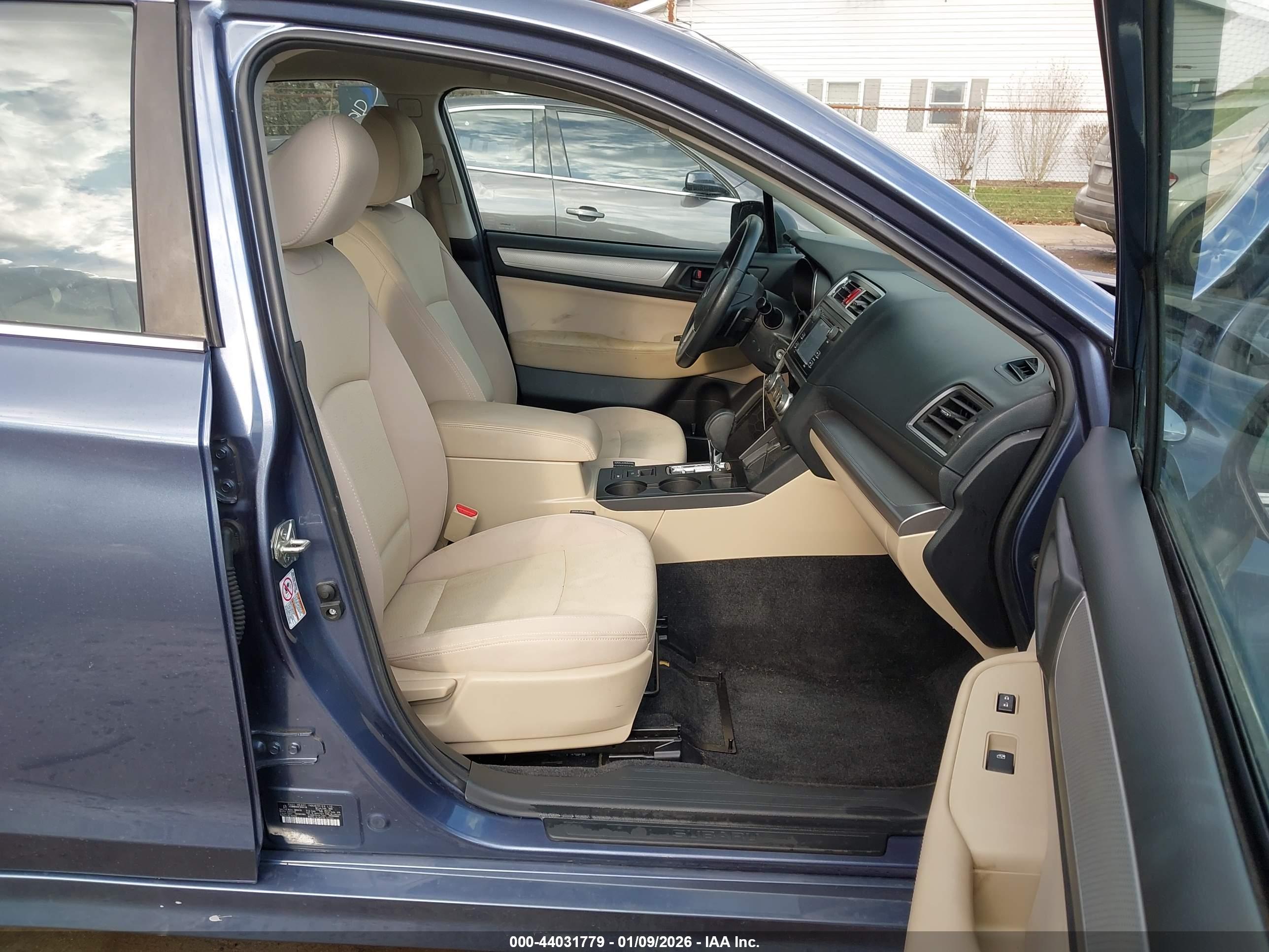 SUBARU LEGACY image 5