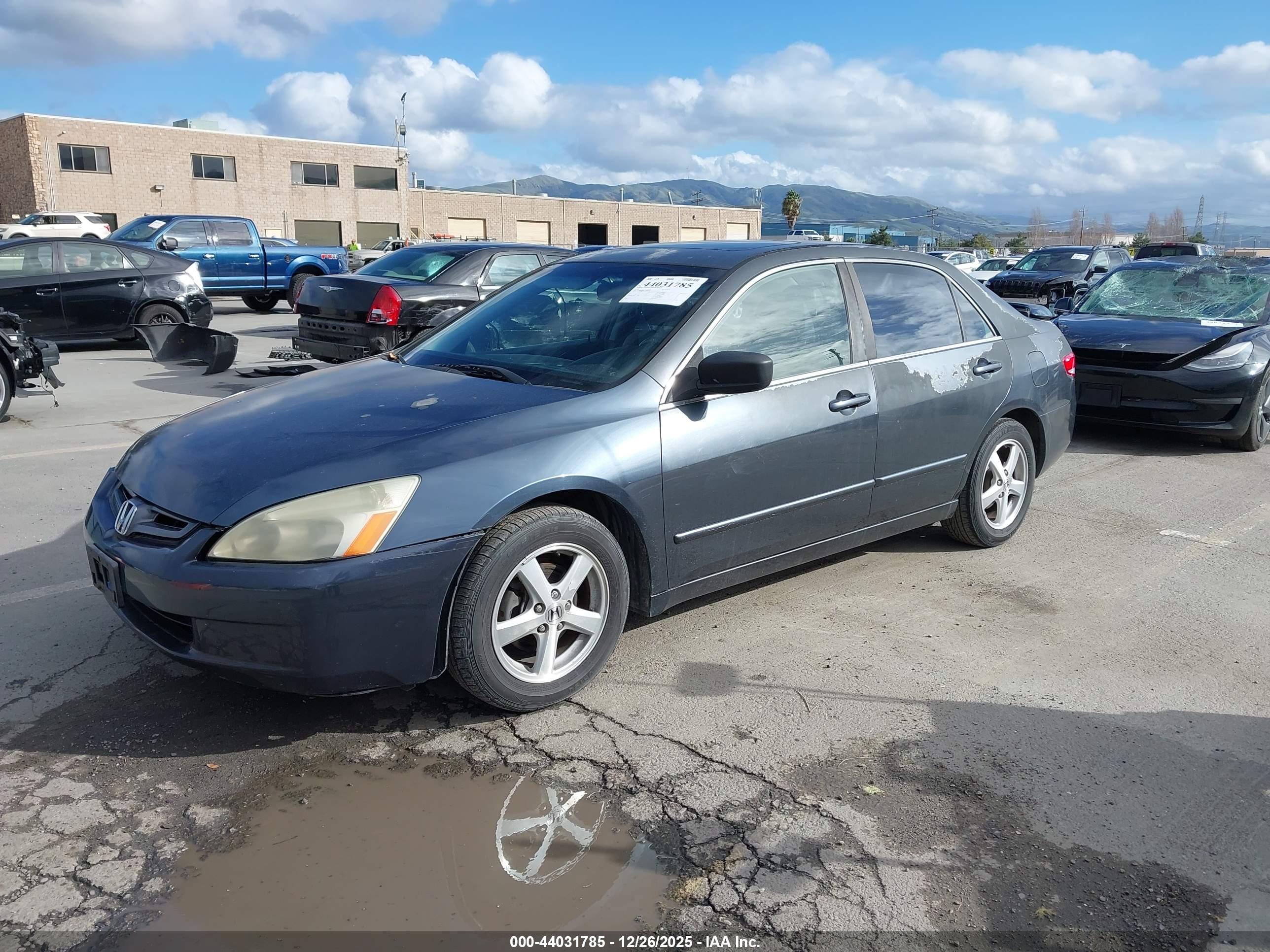 HONDA ACCORD image 2