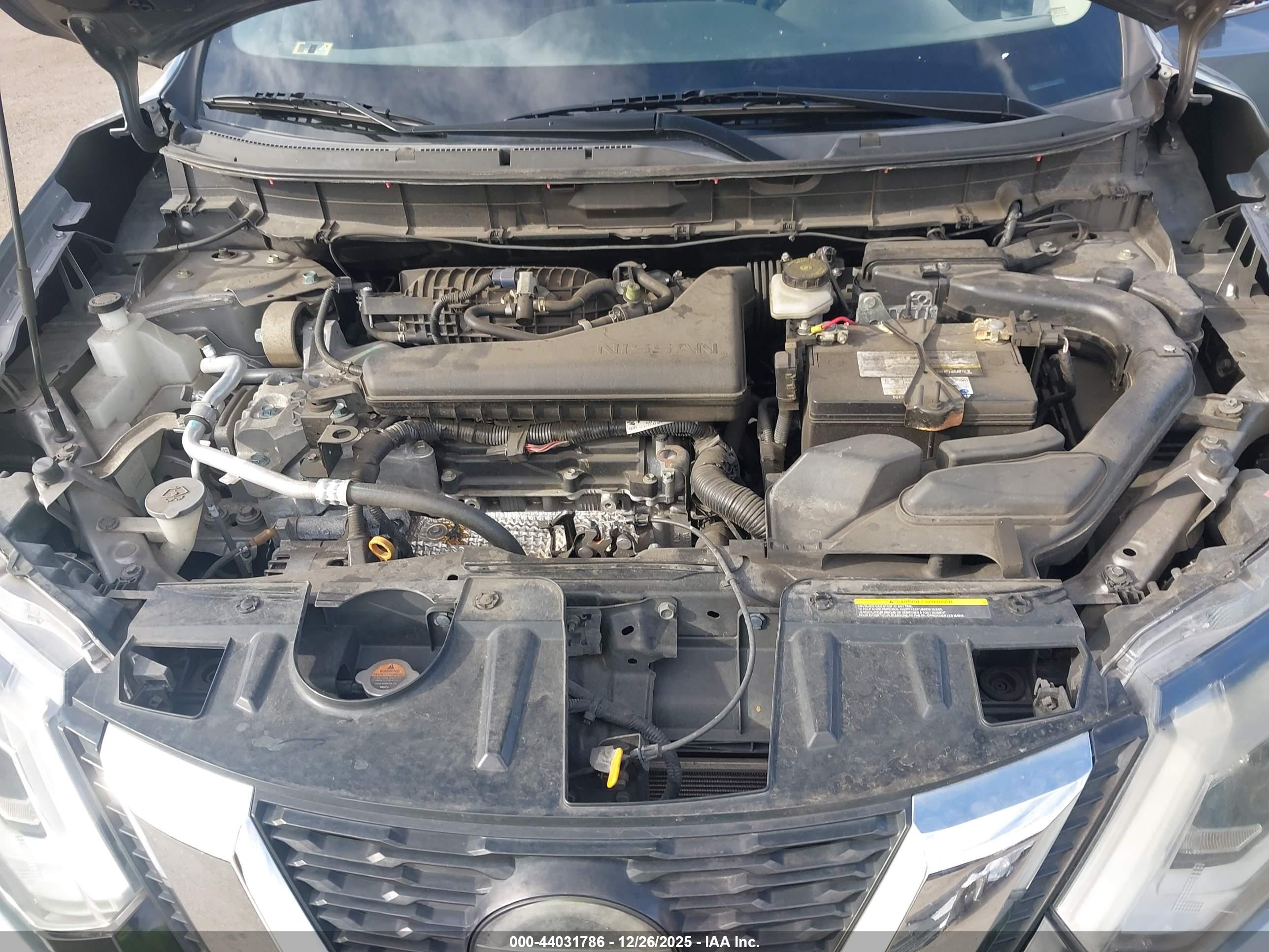 NISSAN ROGUE image 10