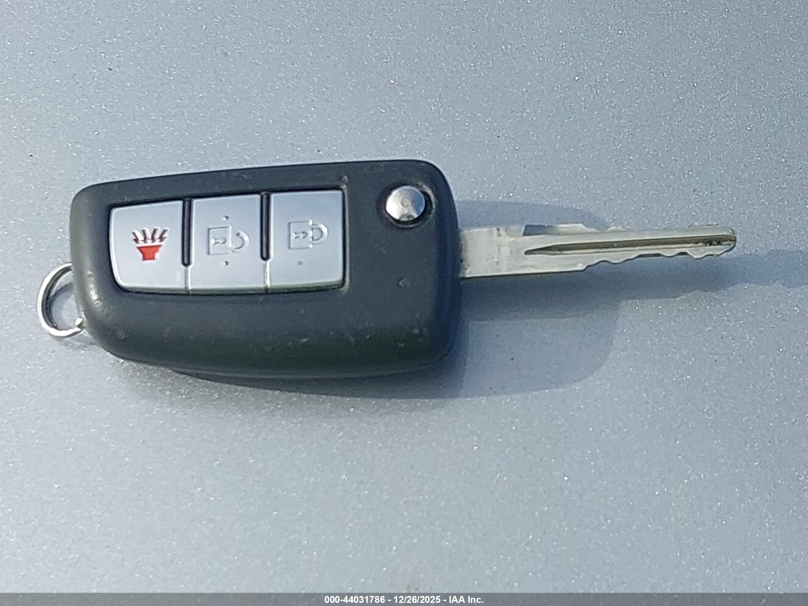 NISSAN ROGUE image 11