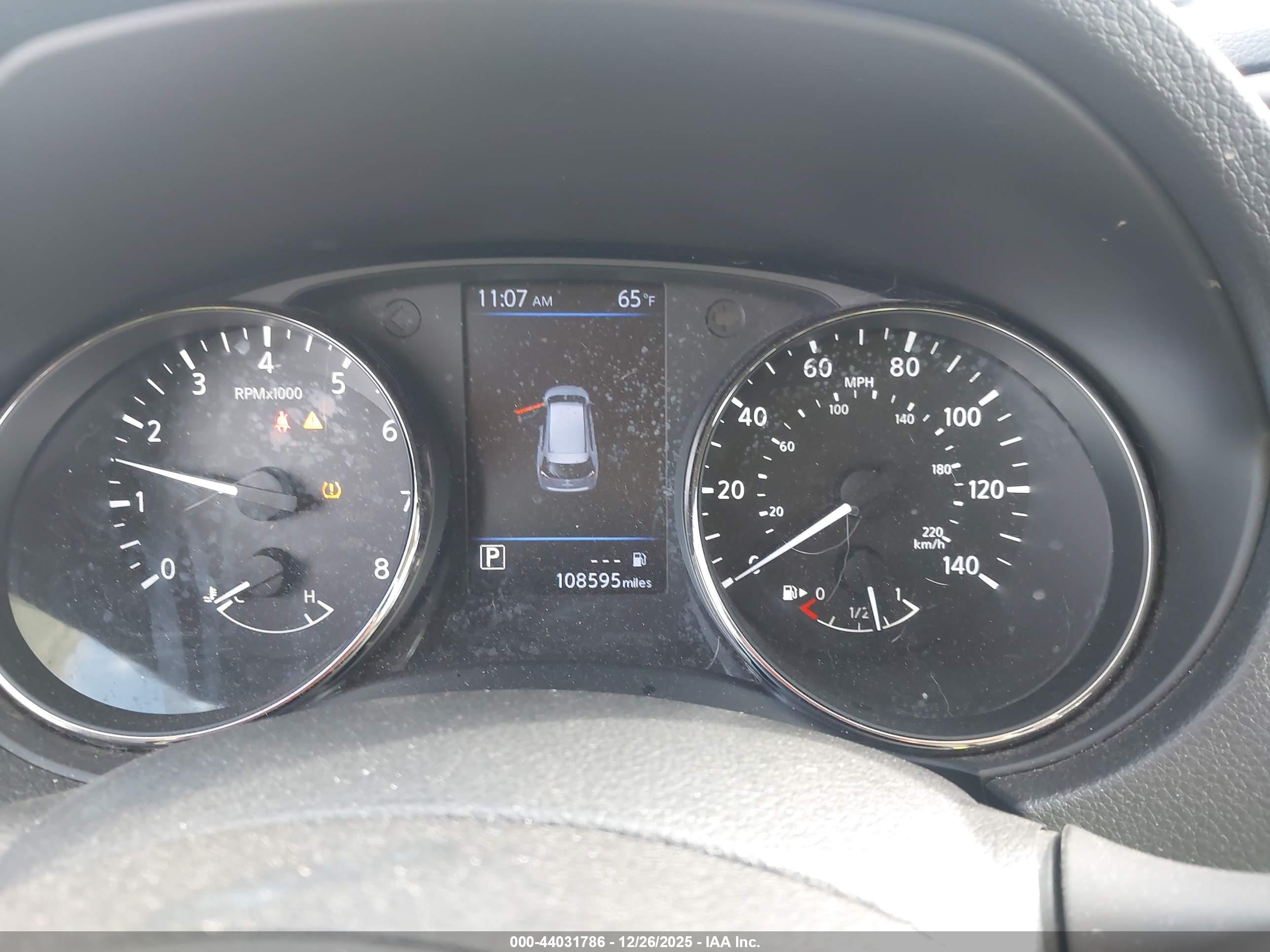 NISSAN ROGUE image 7