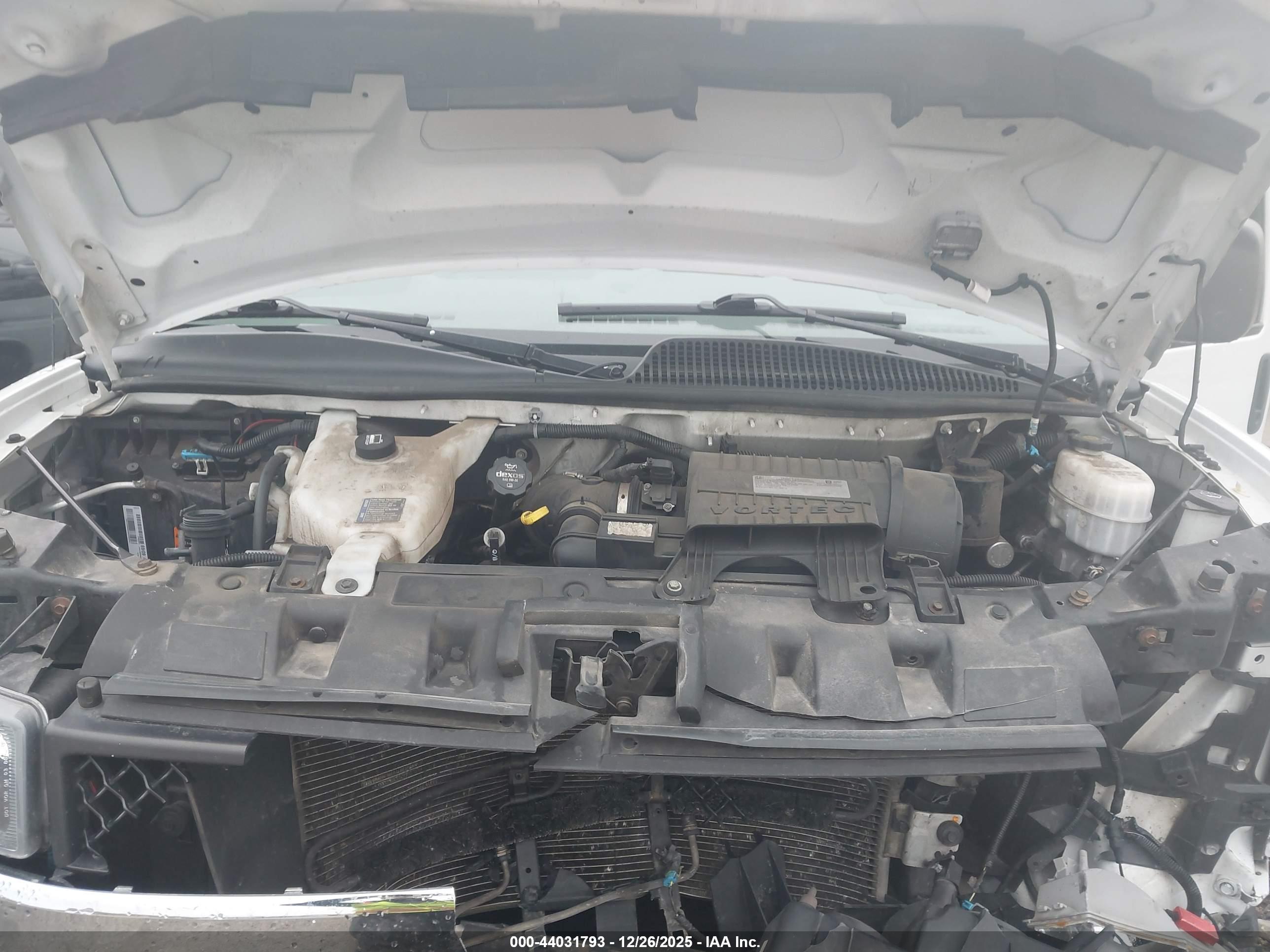 CHEVROLET EXPRESS image 10