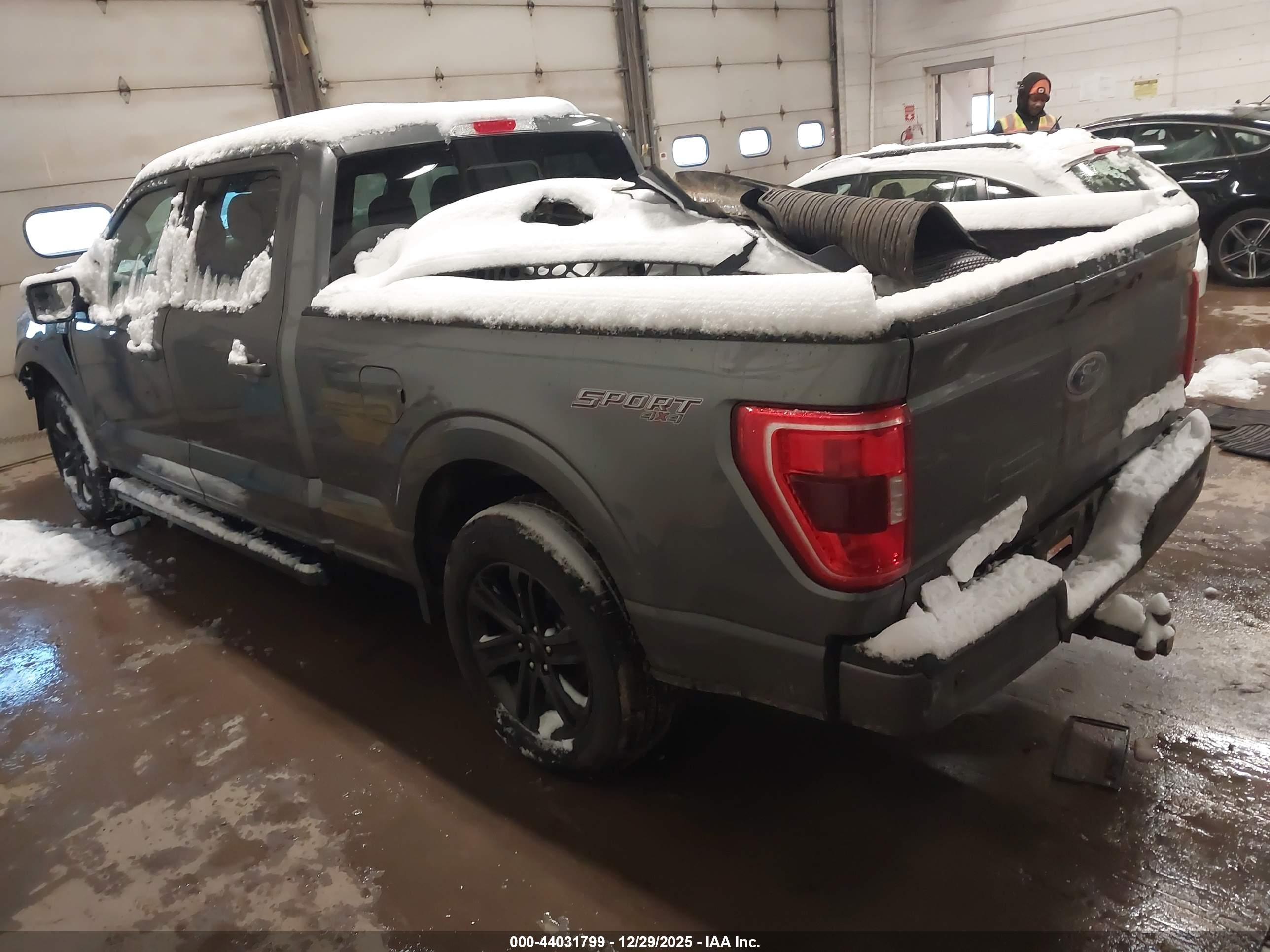 FORD F-150 image 3