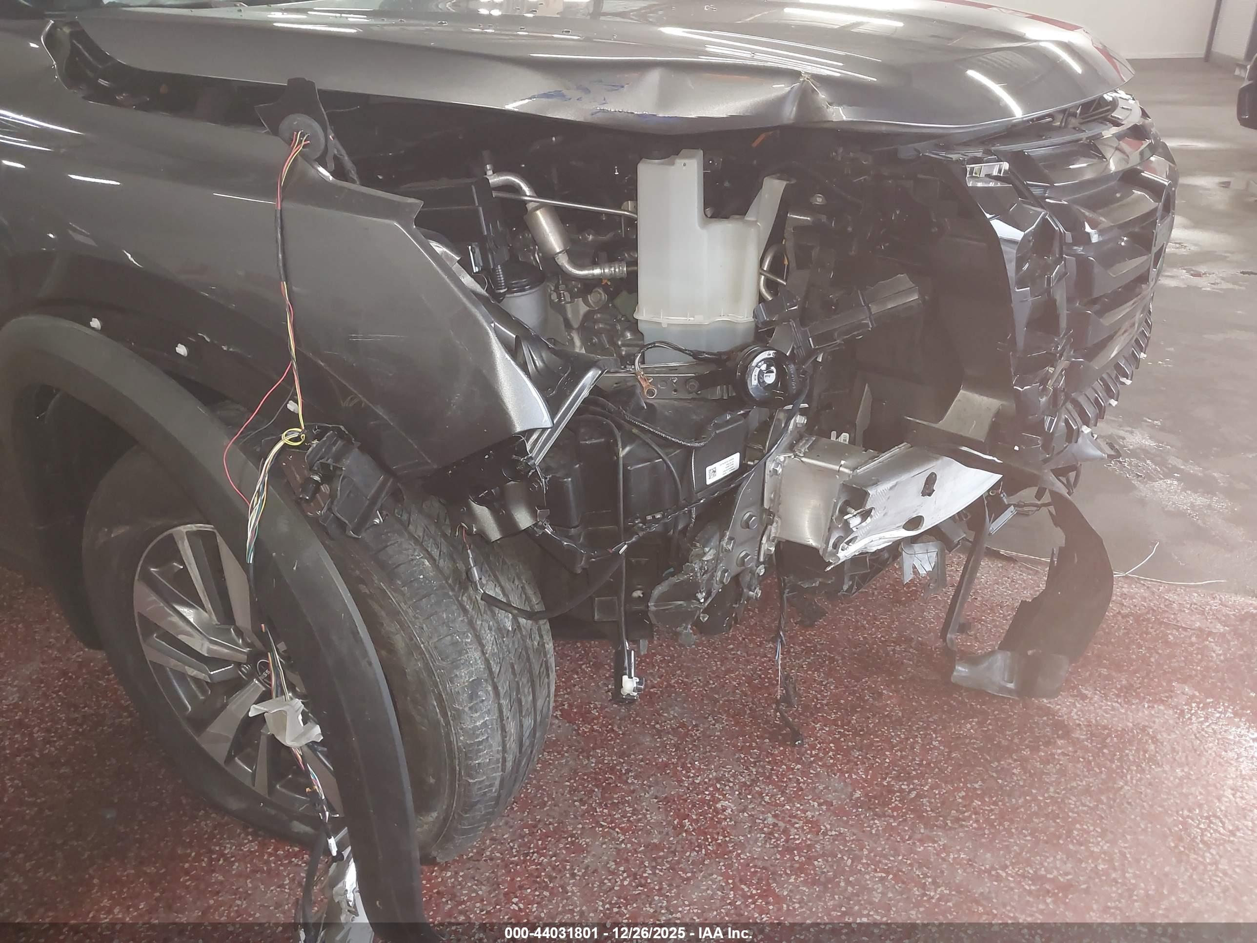 NISSAN PATHFINDER image 6