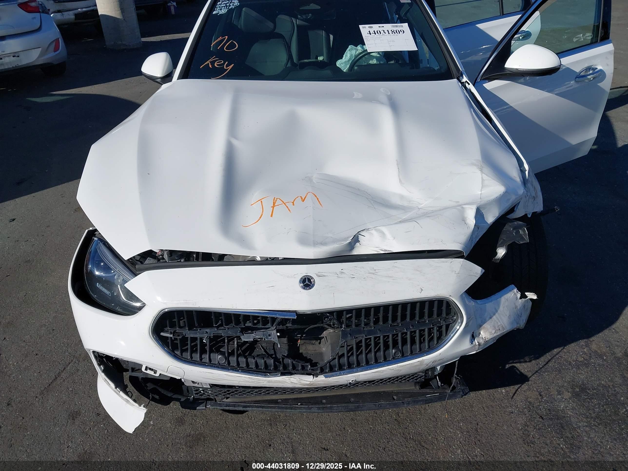 MERCEDES-BENZ C image 10