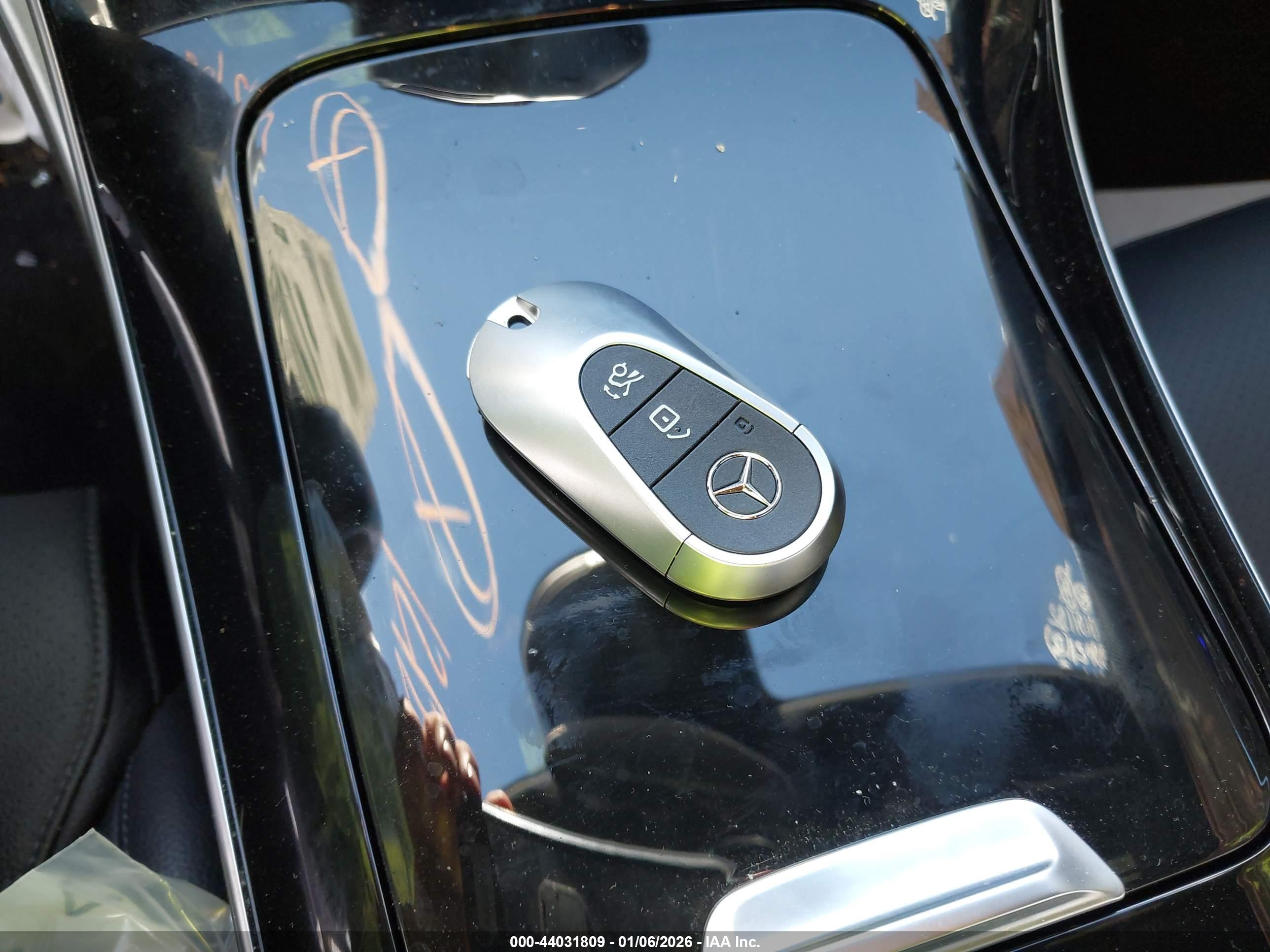 MERCEDES-BENZ C image 11