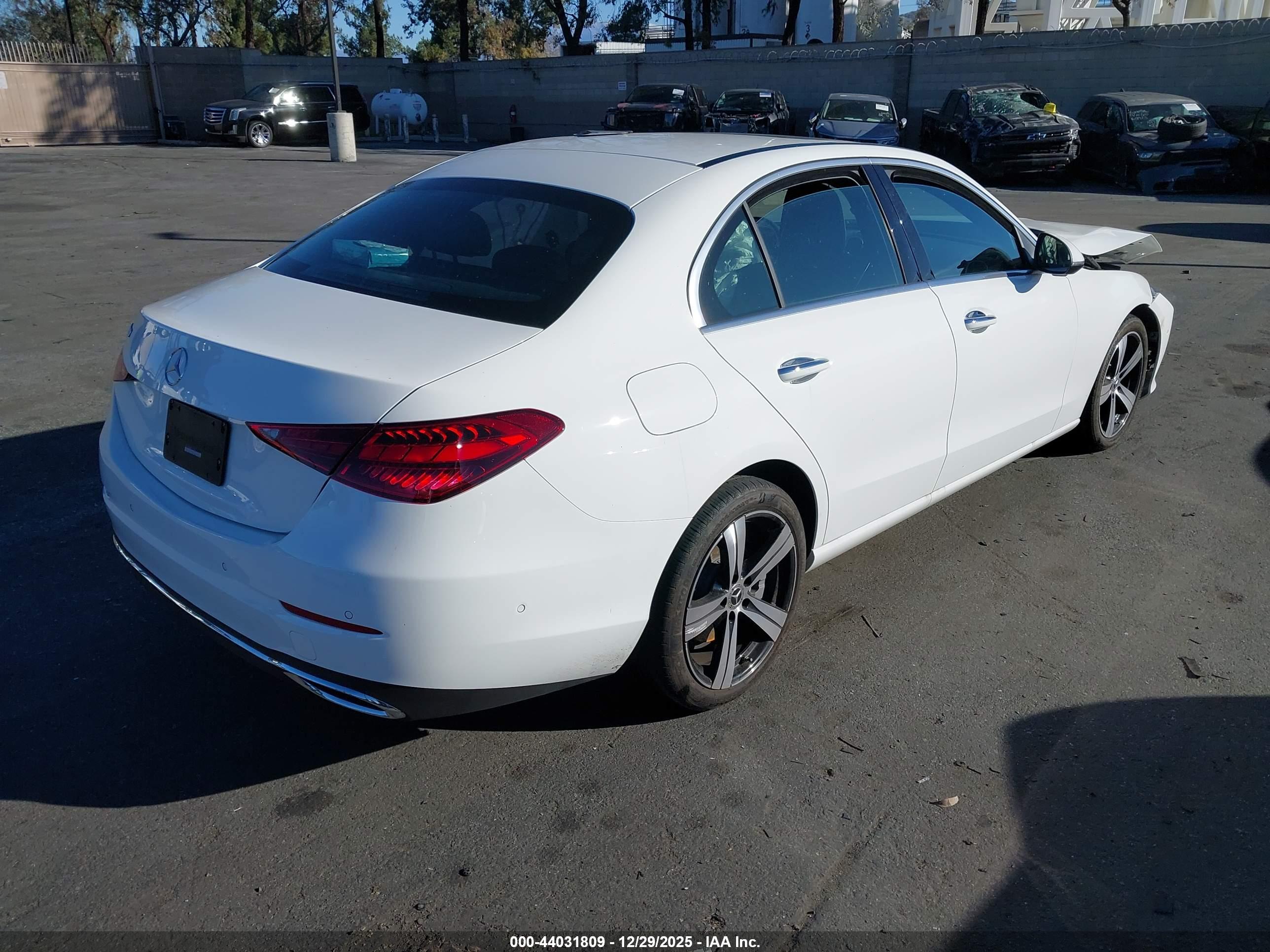 MERCEDES-BENZ C image 4