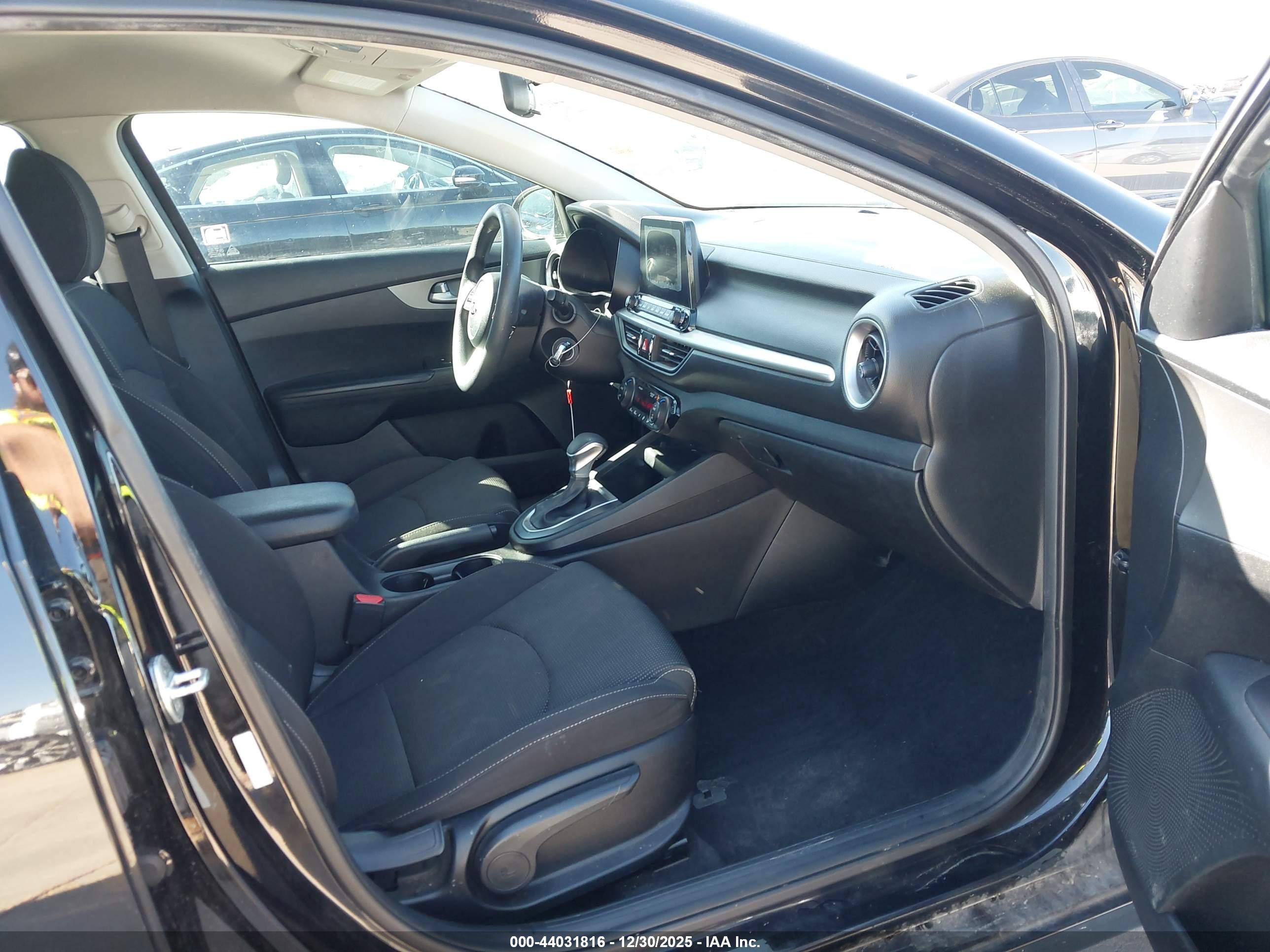 KIA FORTE image 5