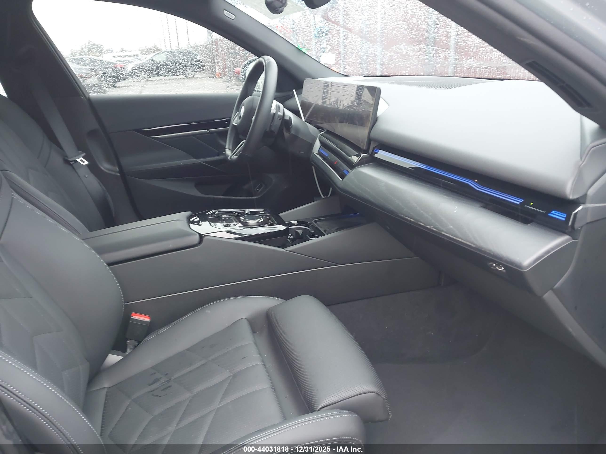 BMW 530I image 5