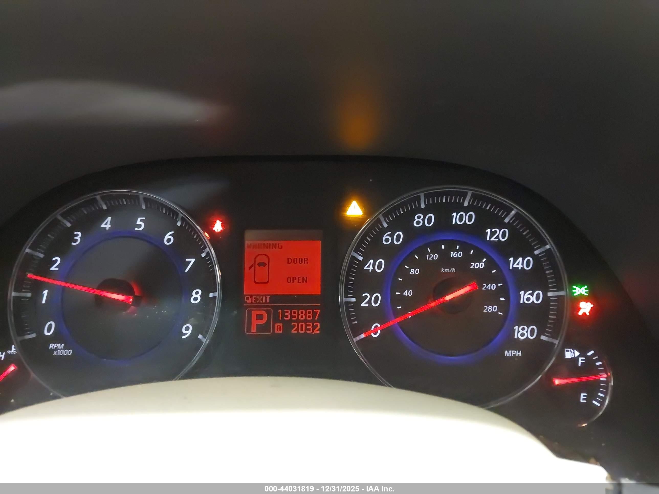 INFINITI FX35 image 7
