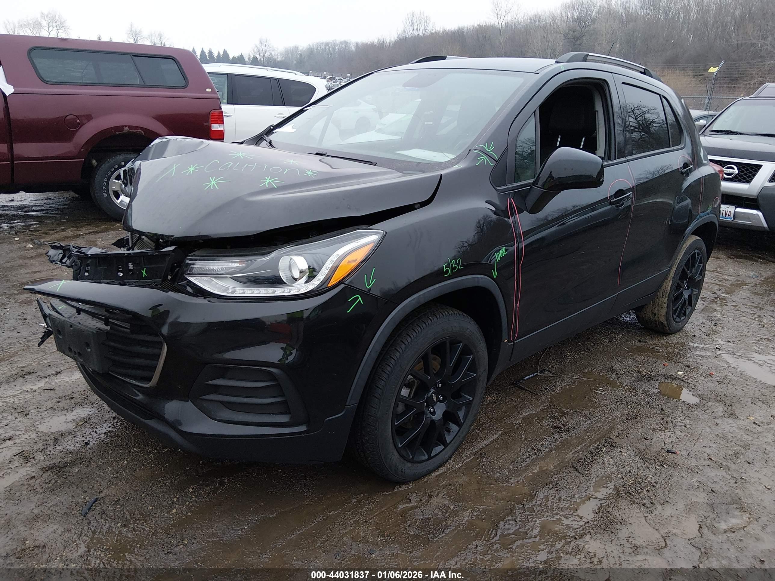 CHEVROLET TRAX image 2