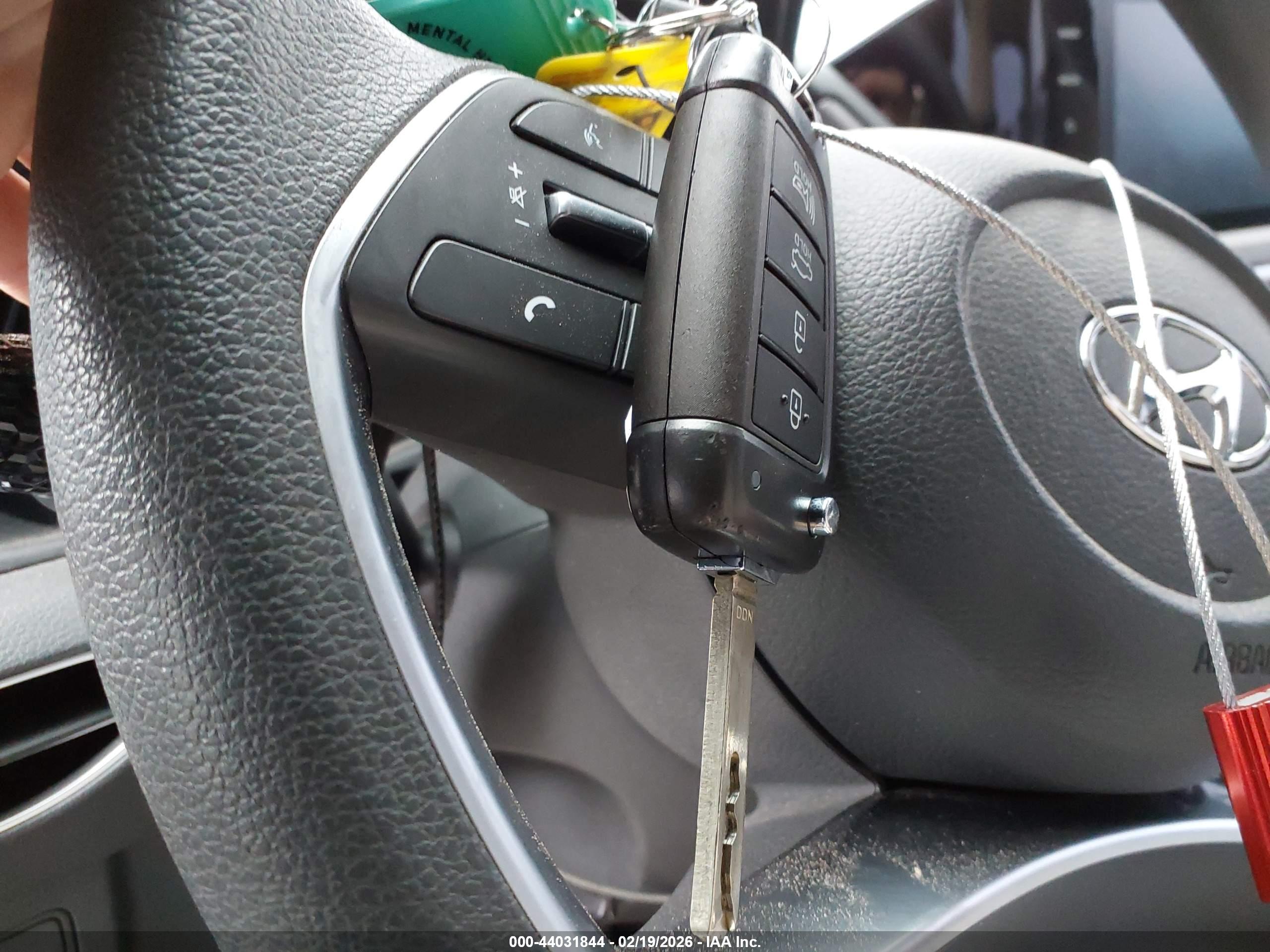 HYUNDAI SONATA image 11