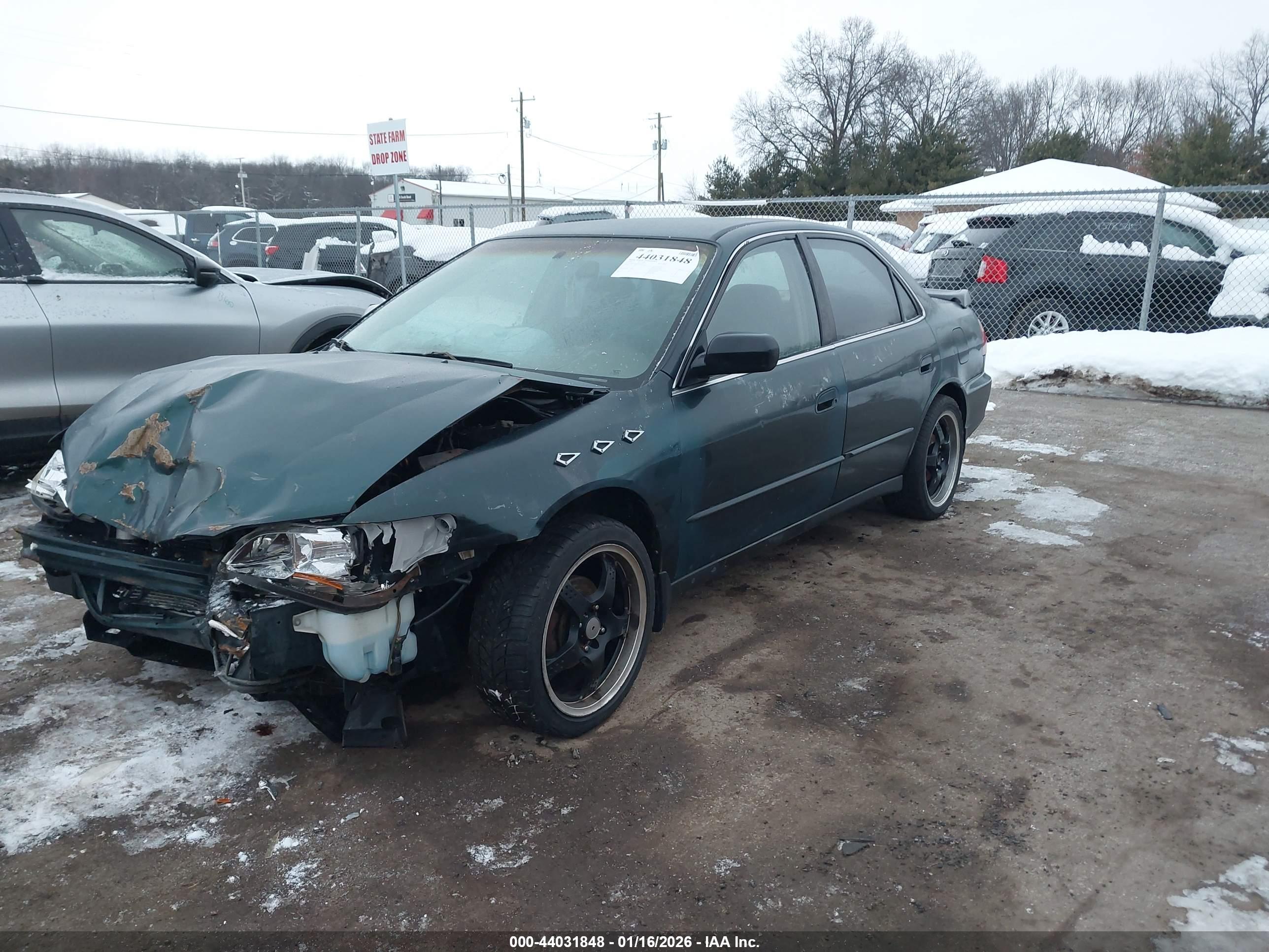 HONDA ACCORD image 2