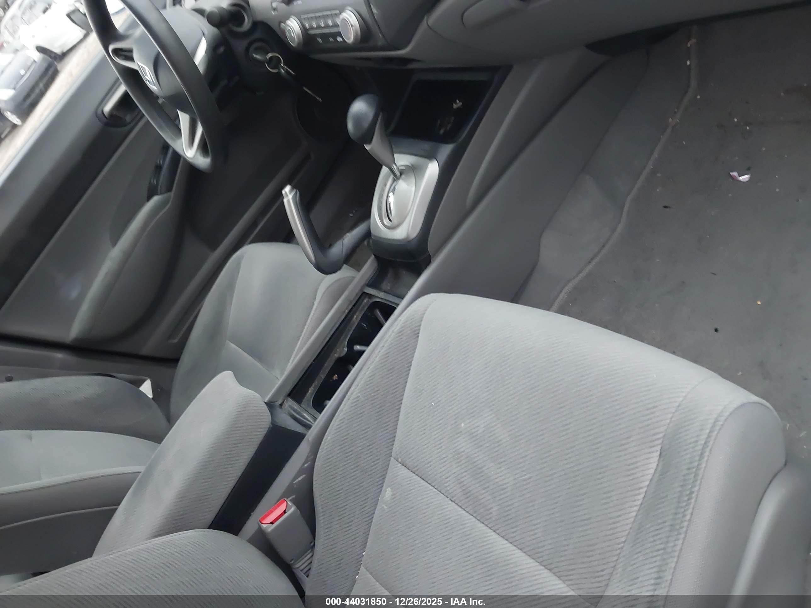HONDA CIVIC image 5