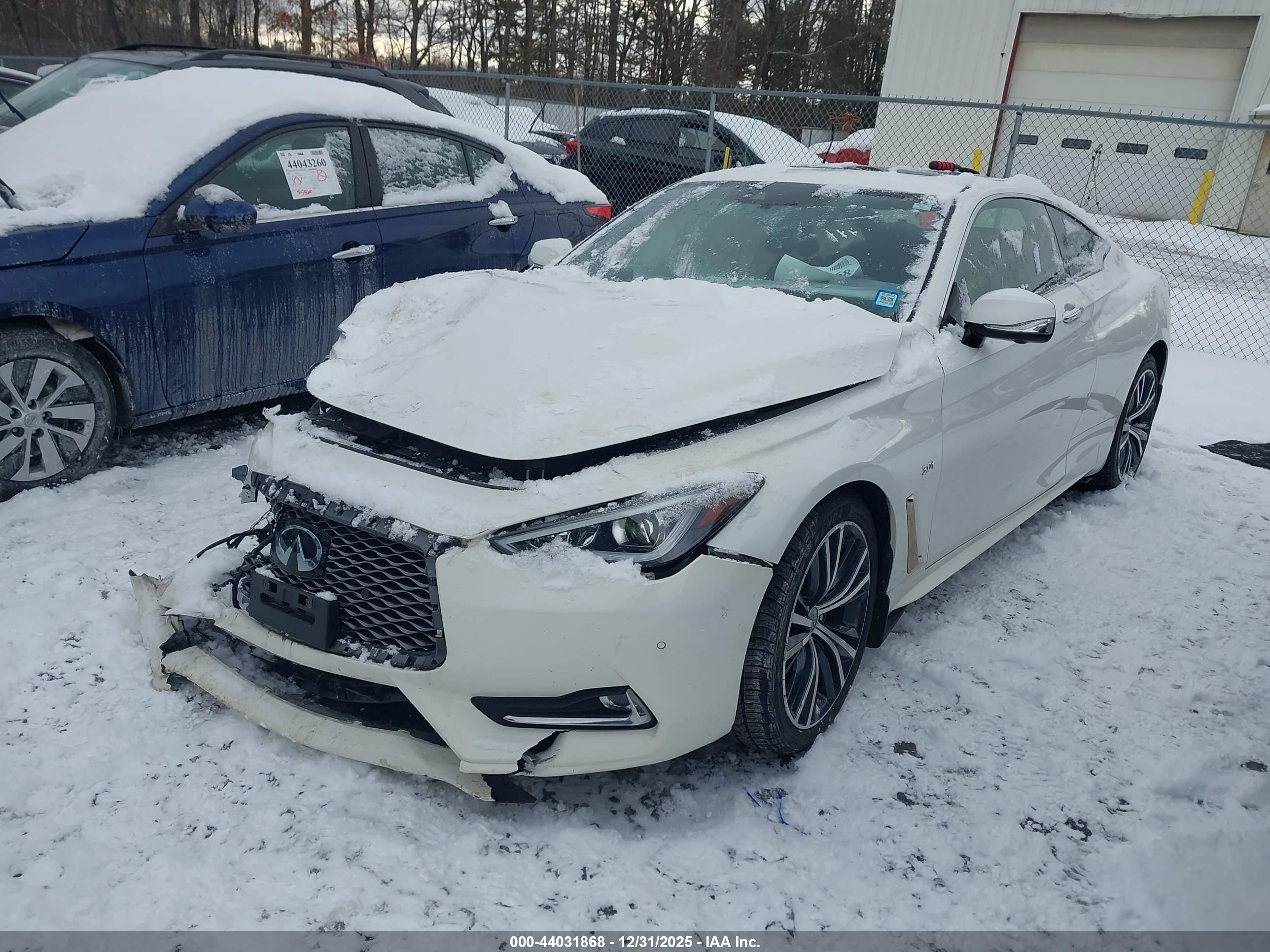 INFINITI Q60 image 2
