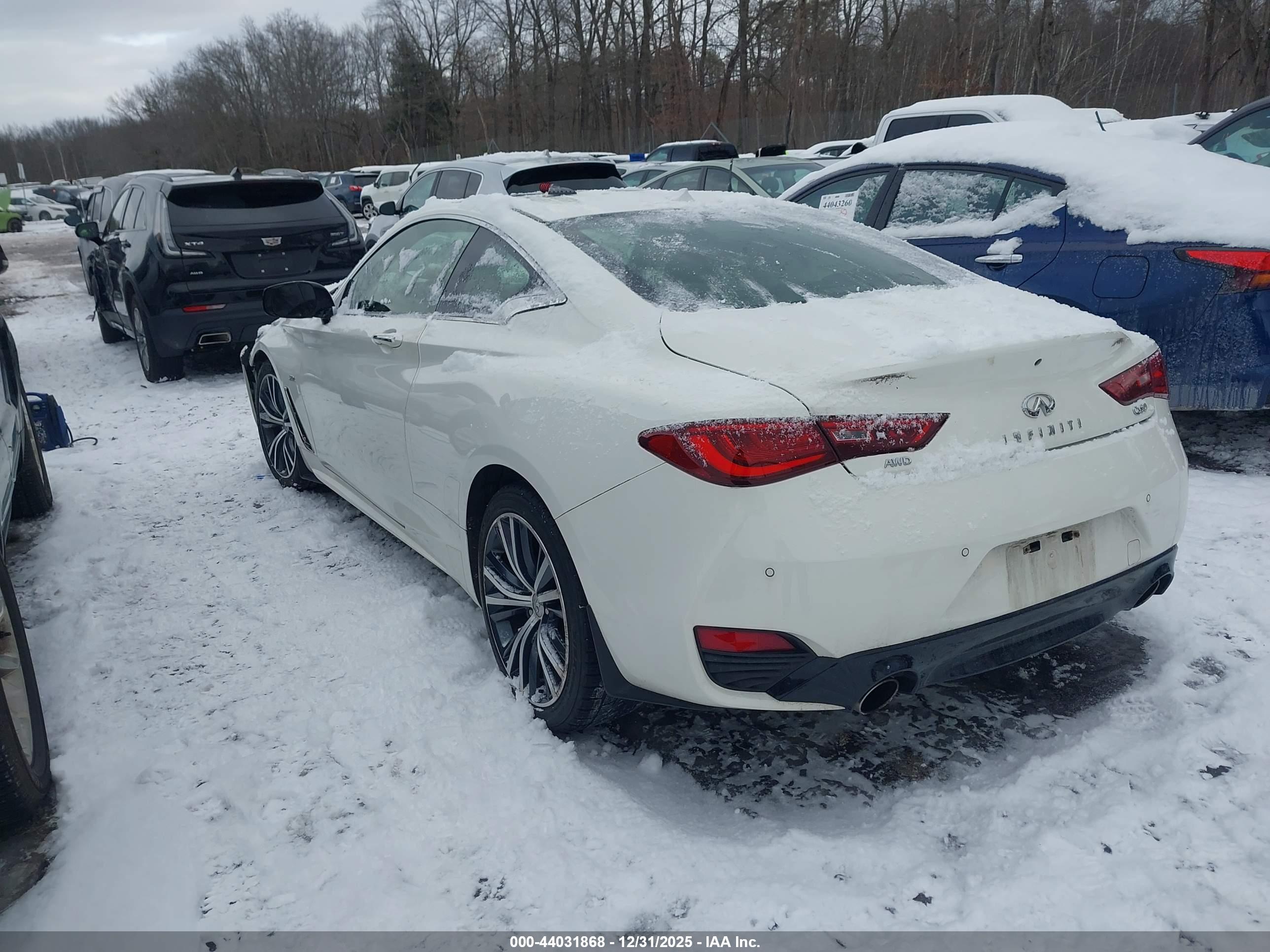 INFINITI Q60 image 3