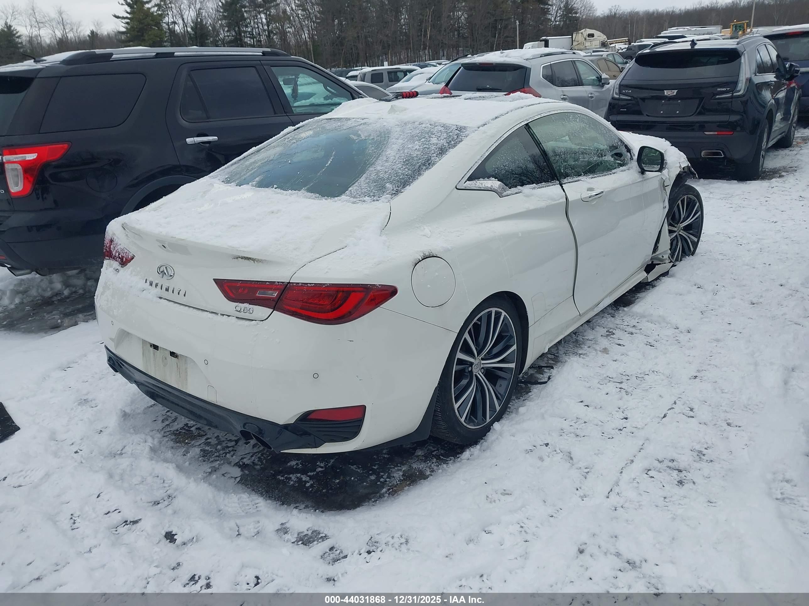 INFINITI Q60 image 4